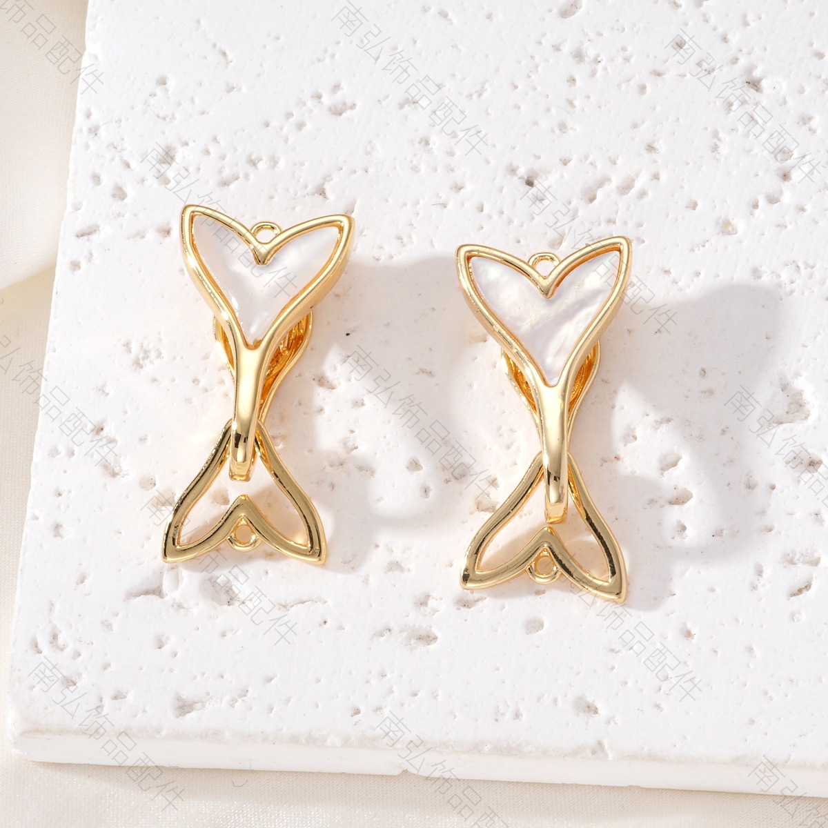 Copper-plated real gold color retention, white shell beauty fishtail necklace, ot buckle pendant, DIY high-end pendant accessory pic 8