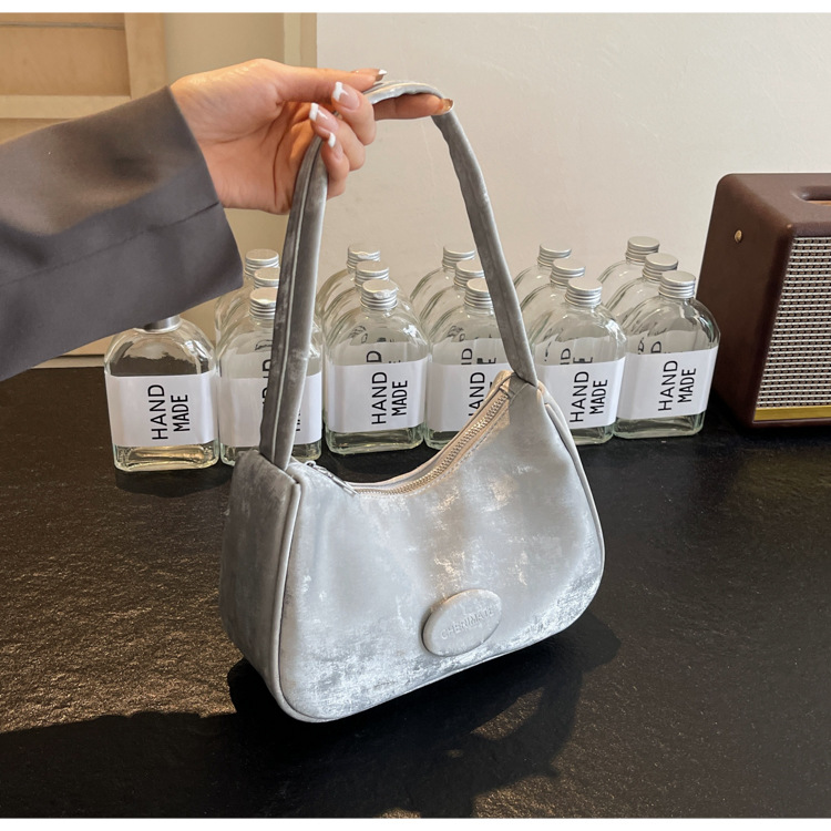 大容量通勤托特包女新款洋气单肩包潮搭时尚斜挎包都市风休闲女包详情41