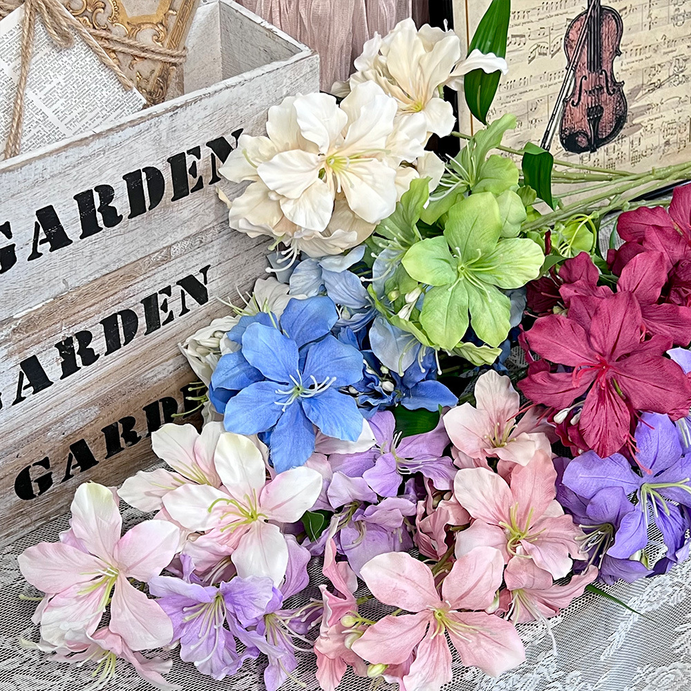 10头百合仿真假花成品人造绢花婚庆地排用花塑料花高级感婚礼布置详情3