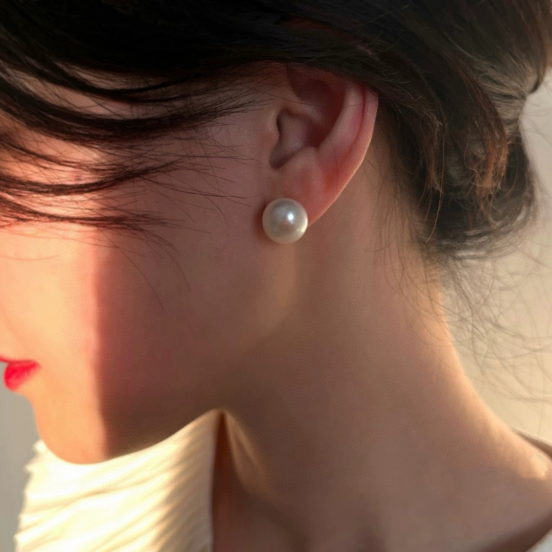 大直径天然淡水珍珠耳钉2024新爆款素钉百搭系列