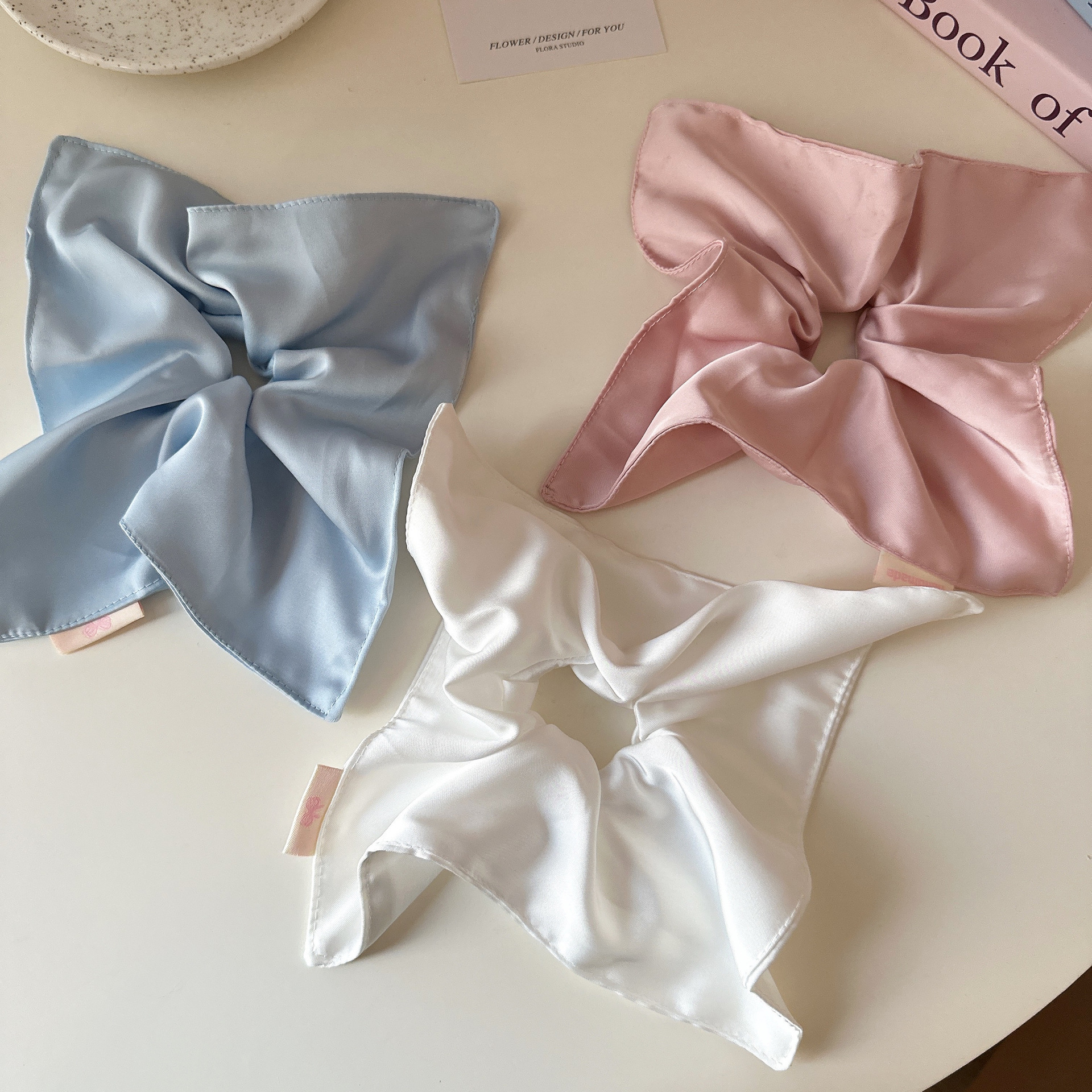 High-quality Japanese and Korean hair bands for ladies with a high-end look, satin square scarves, a laid-back style, and high-elasticity hair bands pic 7