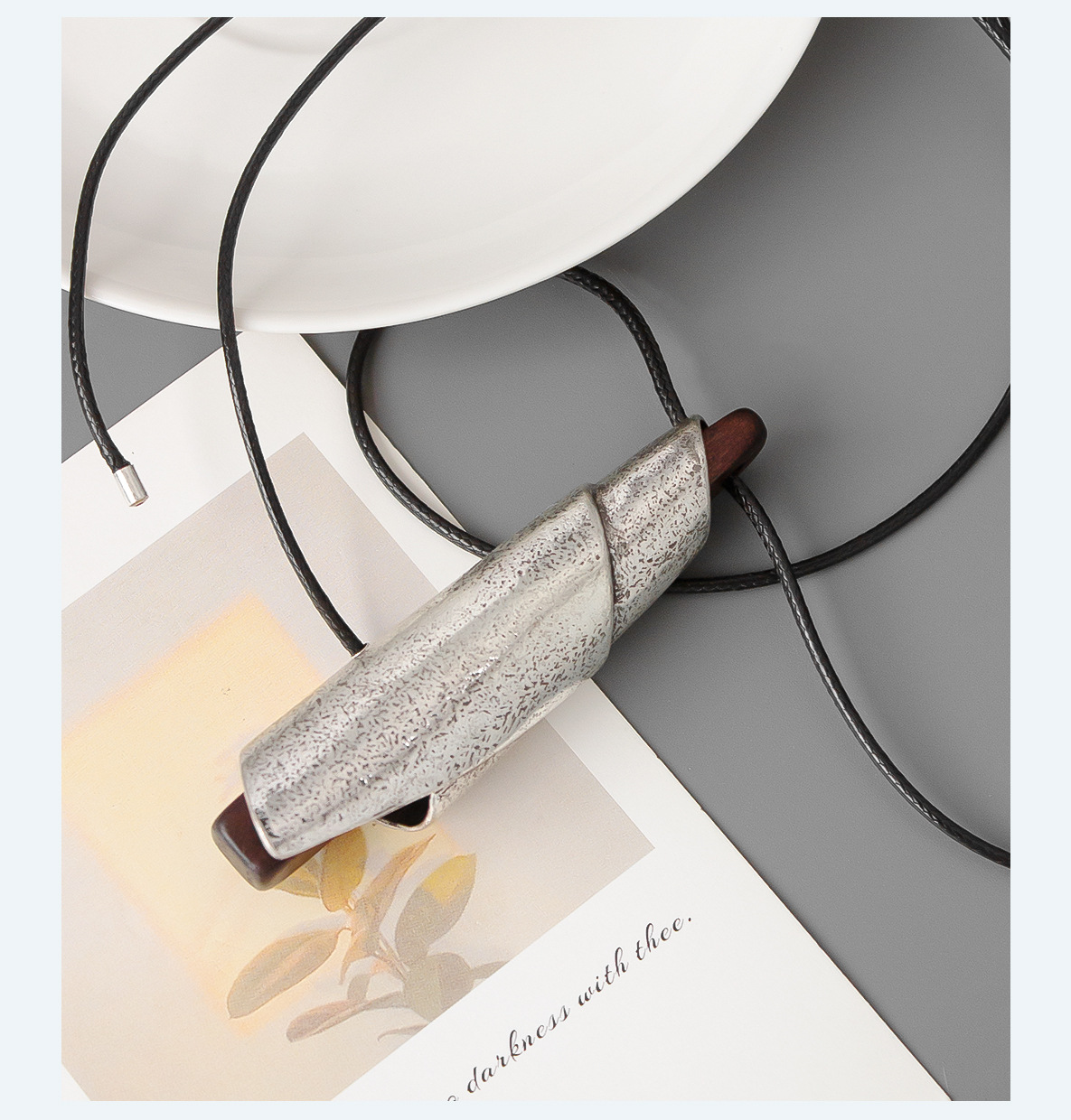 冬季圆管镶木项链复古高级感简约做旧长款简约可调节哨子型毛衣链详情5