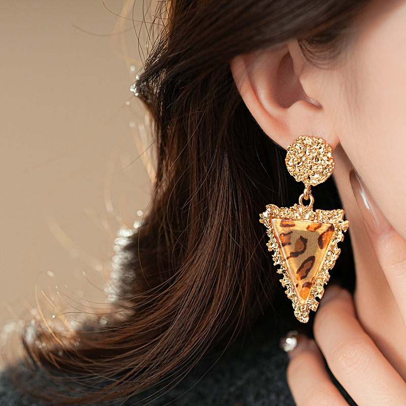 钢针圆形纹路三角形树脂豹纹耳钉夸张高级感耳环欧美时尚耳饰批发详情14
