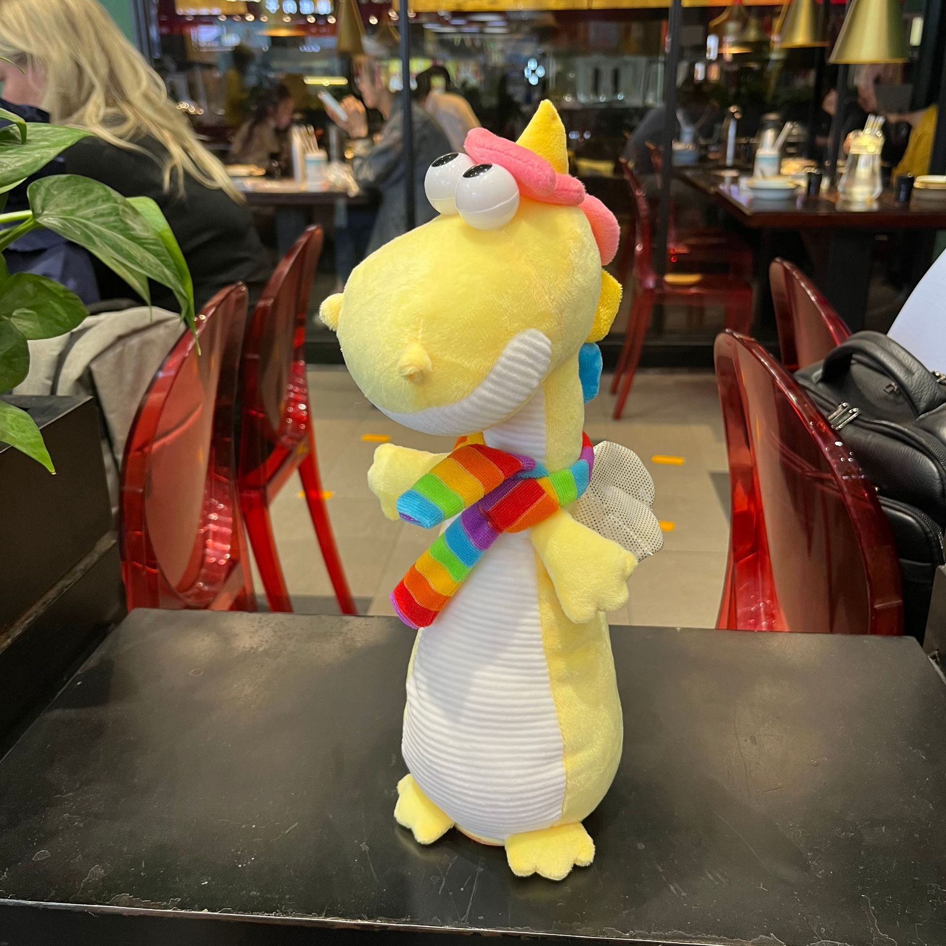 2025年新款唱歌跳舞扭扭电动毛绒玩具卡通恐龙电动玩具录音学说话详情8