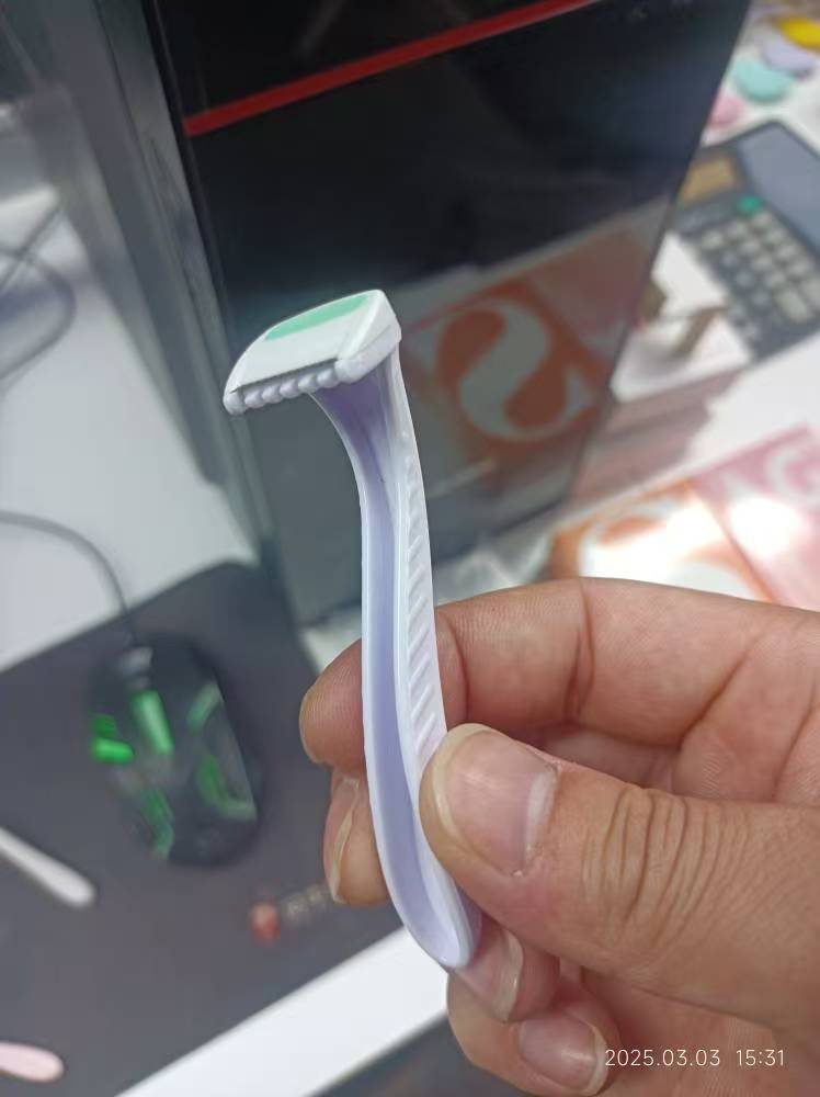 Manual shaving knife for women, a perfect shaving tool. Aloe vera lubrication, anti-scratch, suitable for armpits and the whole body pic 19