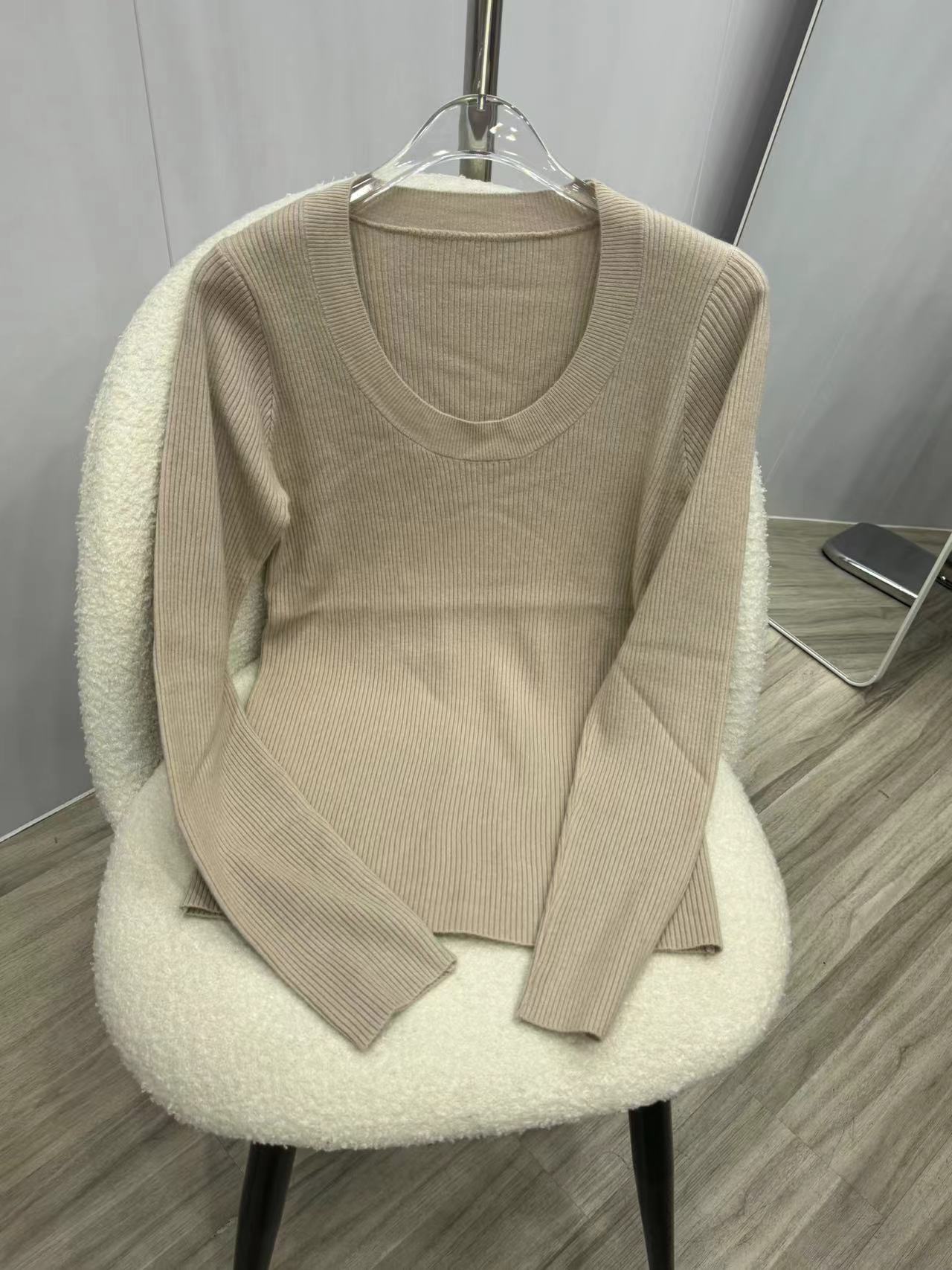 U领针织衫女韩国东大门露锁骨修身纯色安迪绒打底衫安迪绒长袖衫详情11