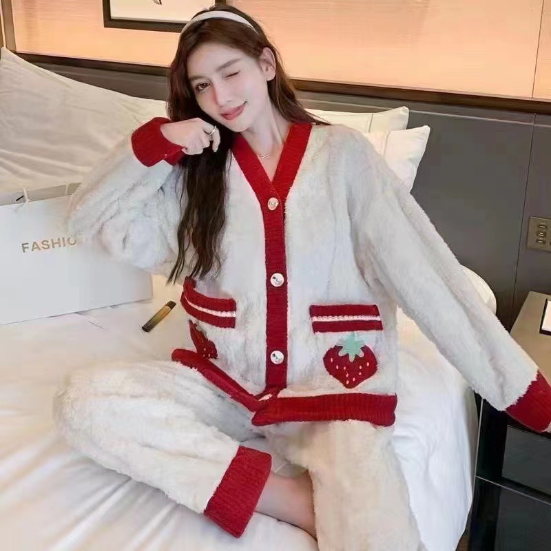 珊瑚绒睡衣女秋冬加厚保暖套装草莓熊口袋珊瑚绒家居服可外穿详情2