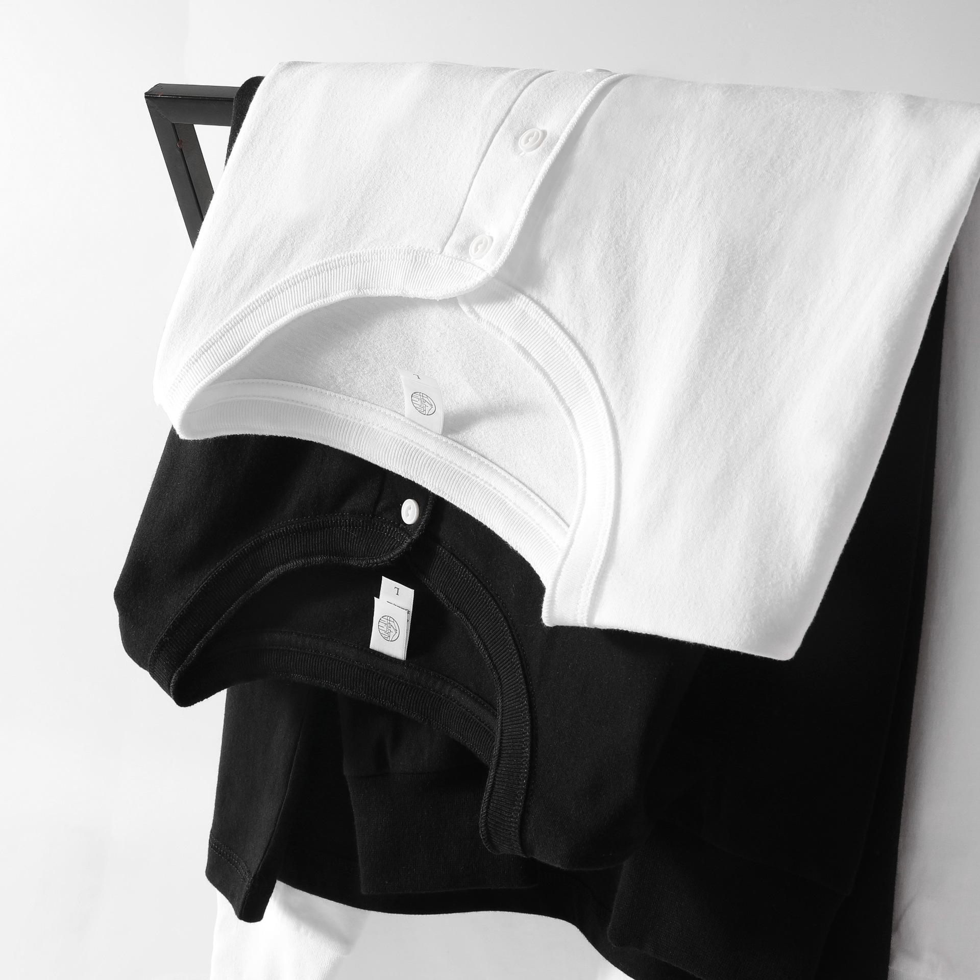 300g three-needle Xinjiang pure cotton heavy weight non-shrinking black and white pure cotton T-shirt for women, brushed breathable short-sleeved for men pic 3