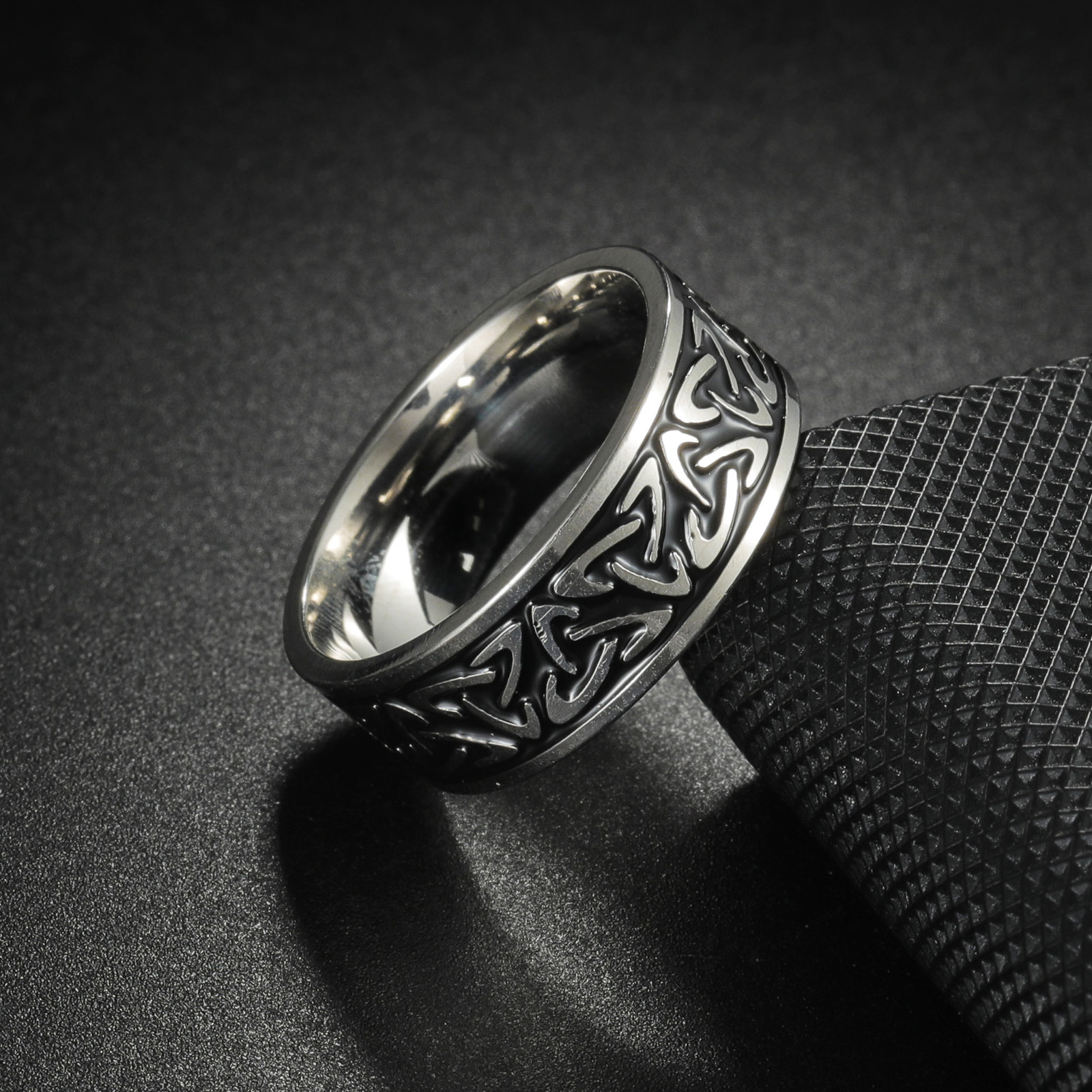 亚马逊欧美热销饰品复古维京恶魔之眼指环长城纹戒指男士钛钢戒指详情8