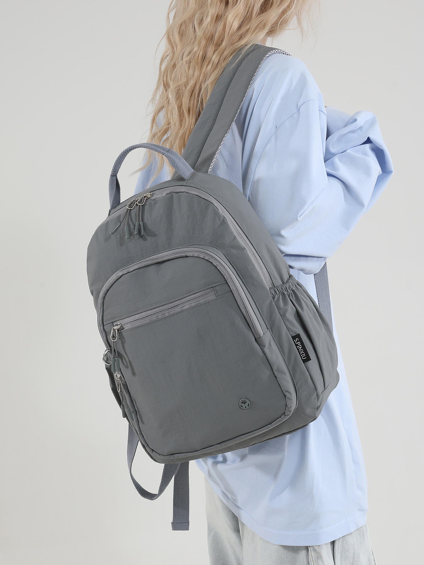 现货外贸跨境大容量轻便多隔层女士休闲百搭防泼水学生双肩包学生详情36