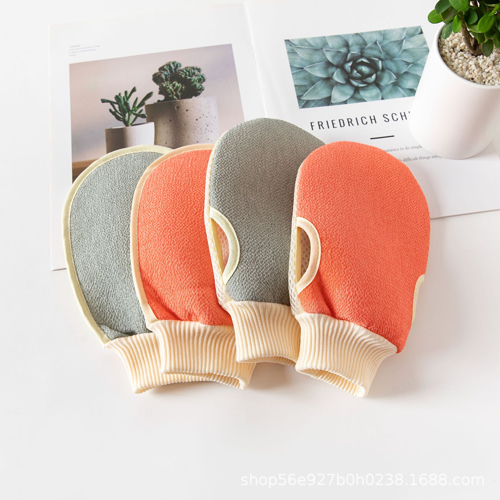 250D粗砂新款加厚复合搓澡手套男女通用家用沐浴用品搓灰下泥神器详情5