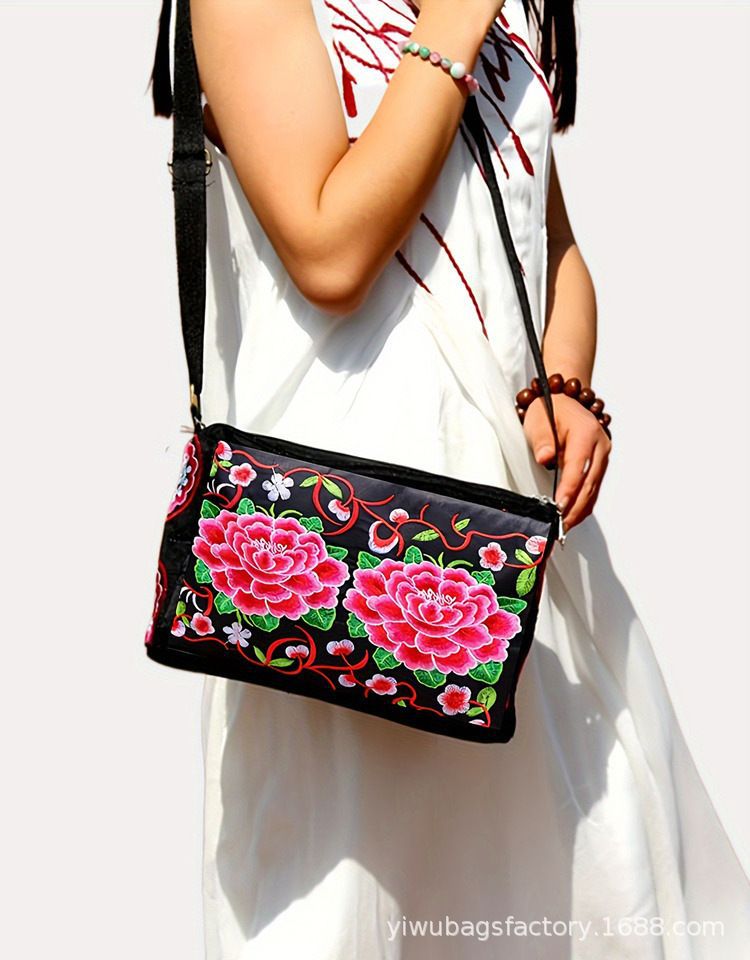 新款古风大容量双面刺绣斜挎包包手提包女士帆布单肩包便携手机详情12