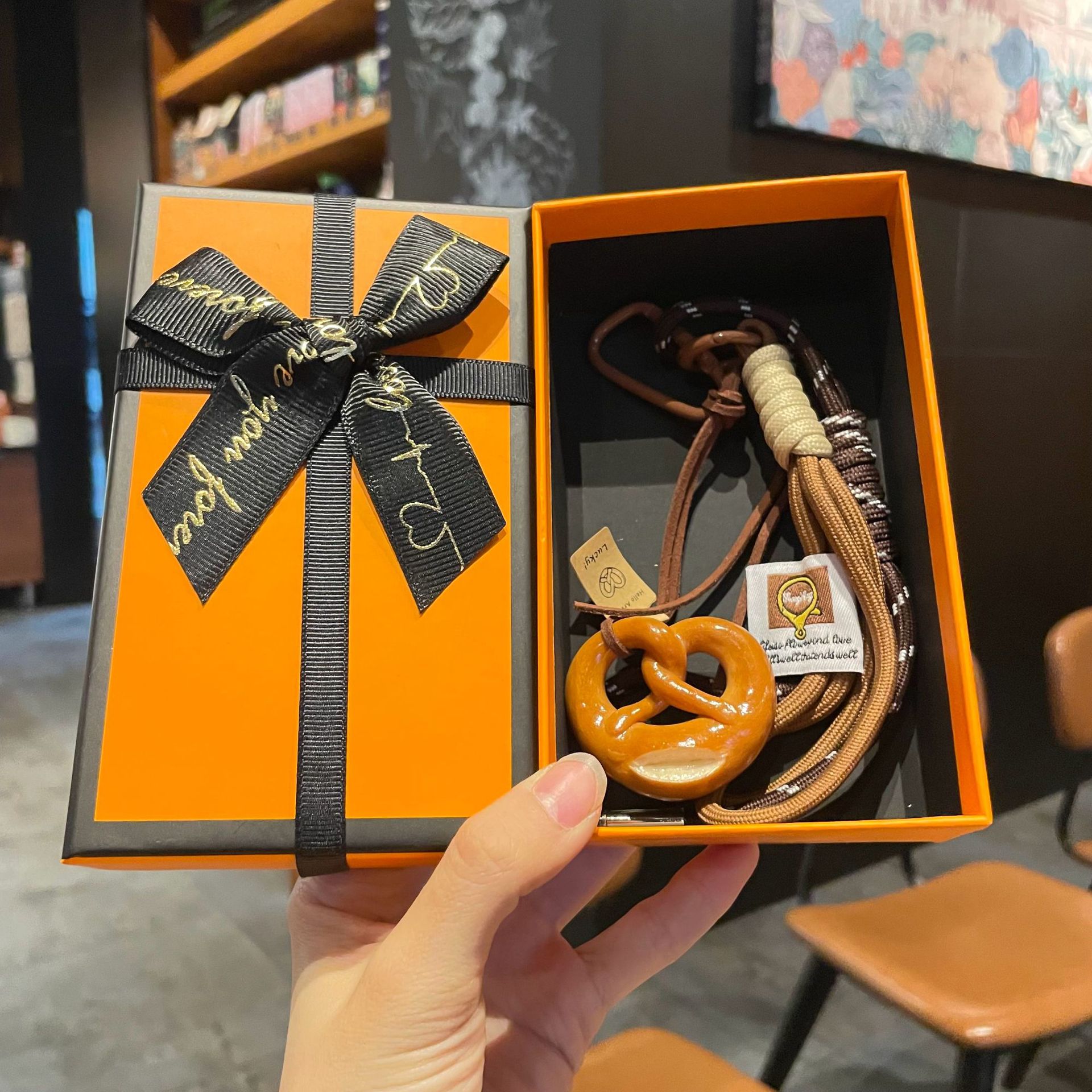 miu风碱水面包钥匙扣秋冬美拉德系可爱面包挂件学生情侣书包装饰详情13