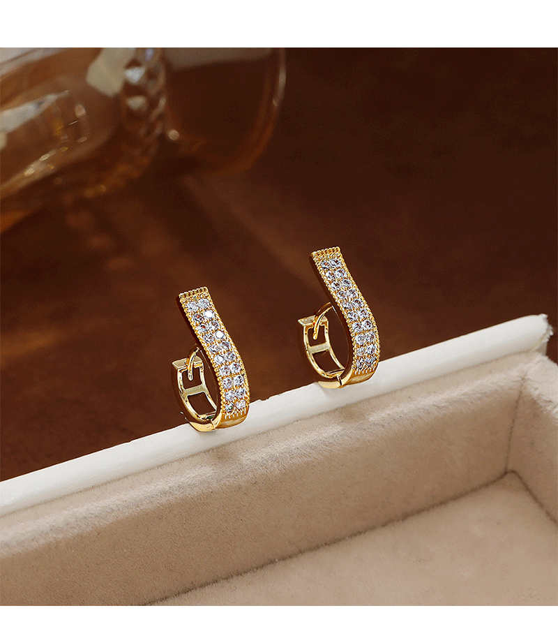 新款潮小众简约精致水钻耳扣女2026直播爆款耳环百搭高级感耳饰品详情5