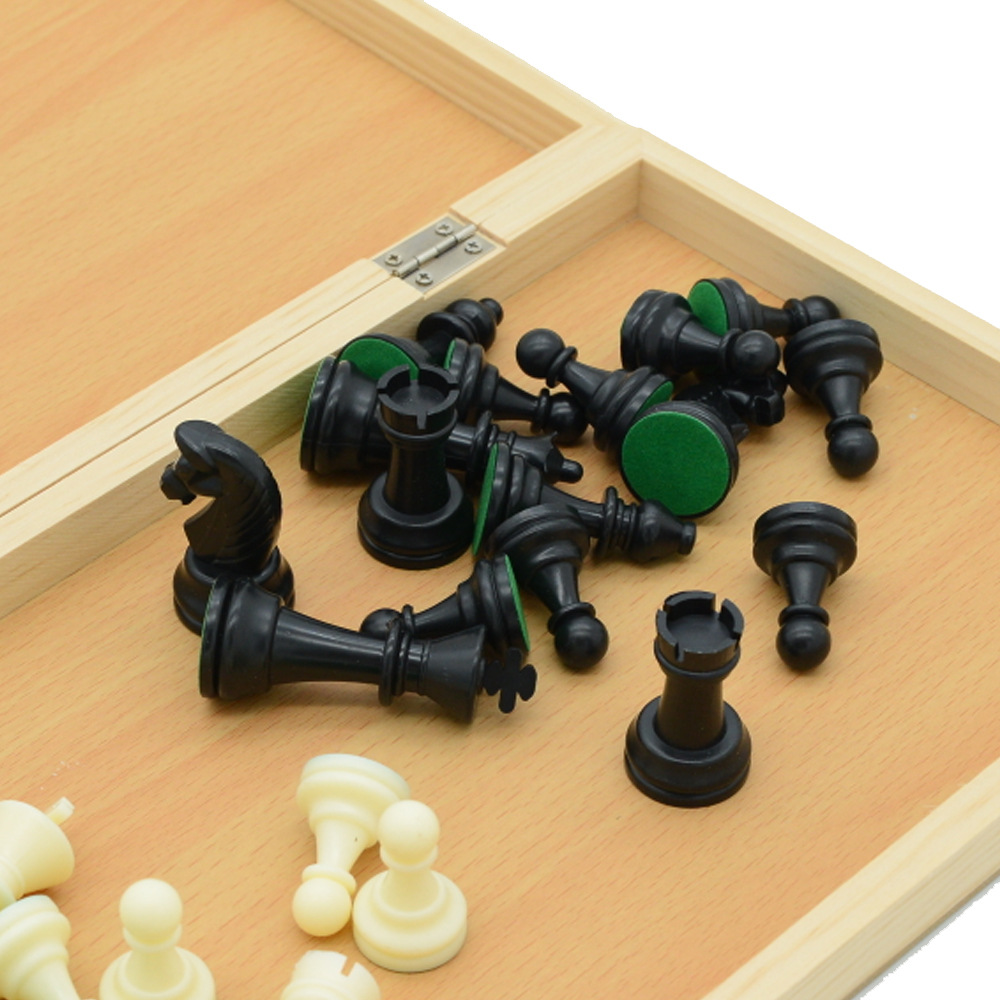 Wooden magnetic plastic chess pieces, foldable educational board game toys, direct sales, cross-border pic 4