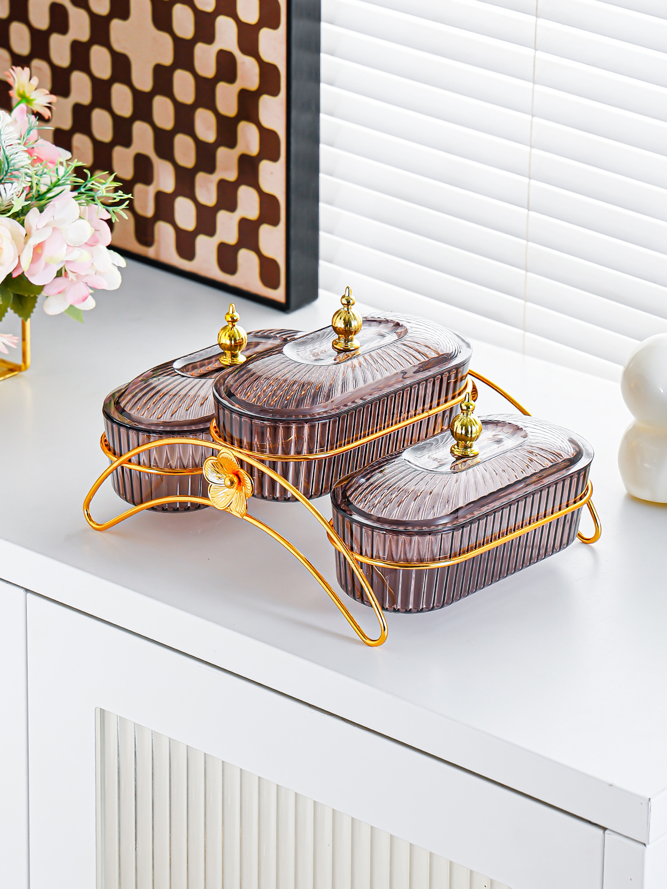 Light luxury dried fruit plate, fruit platter, light luxury household snack plate, ironwork rack, commercial and hotel snack plate, compartments fruit plate pic 12