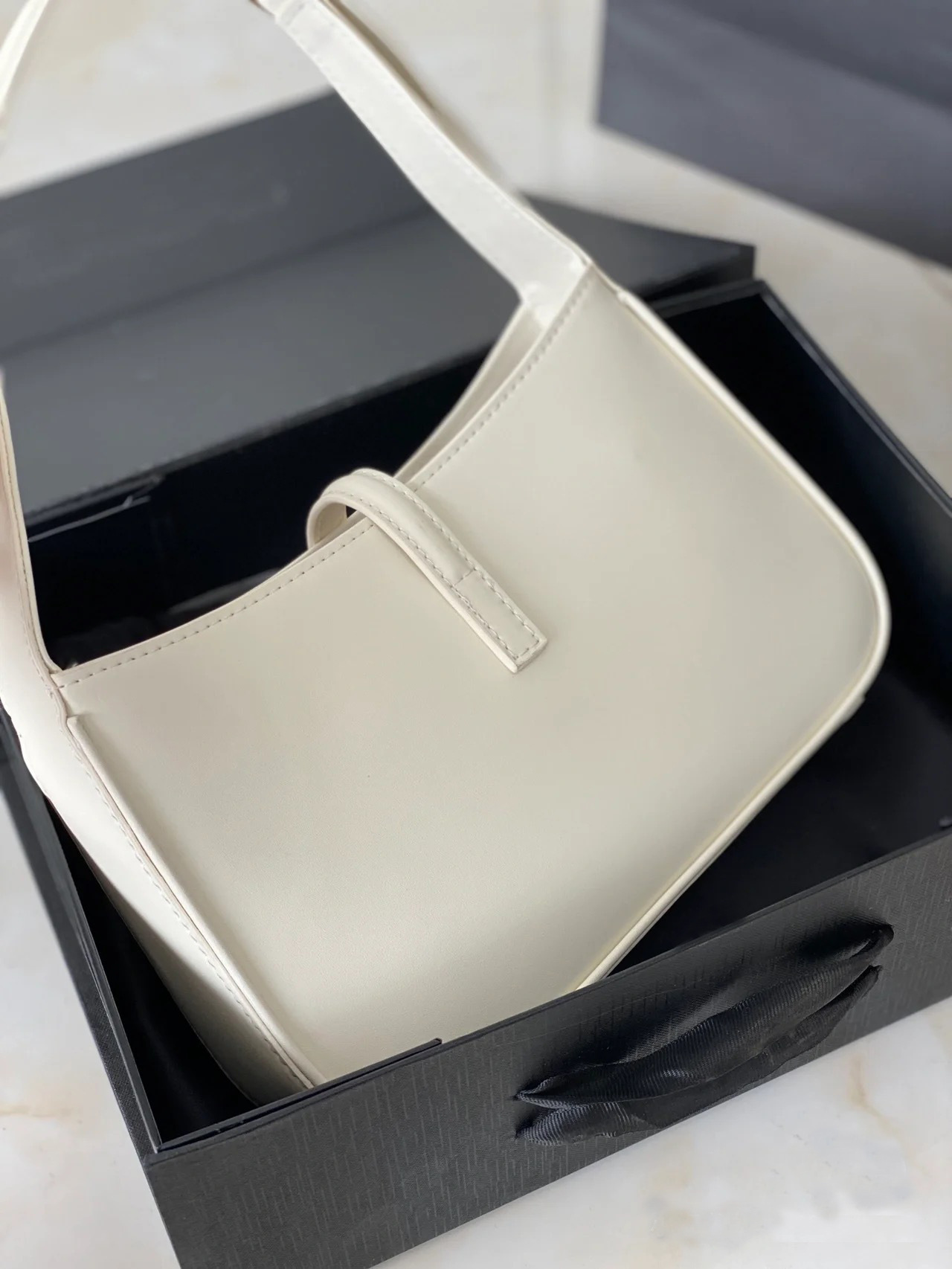 高级质感真皮杨树林包包2023新款时尚单肩腋下包hobo中古包法棍包详情7