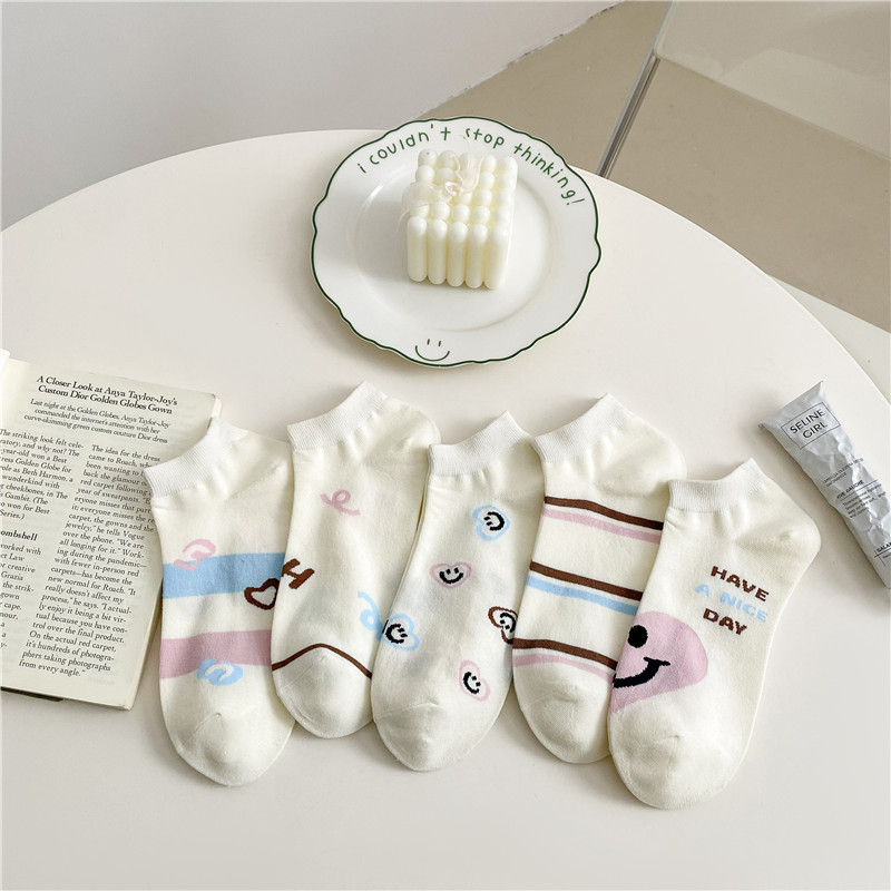袜子女 夏季薄款女船袜ins潮日系卡通可爱笑脸字母女短袜现货批发详情1