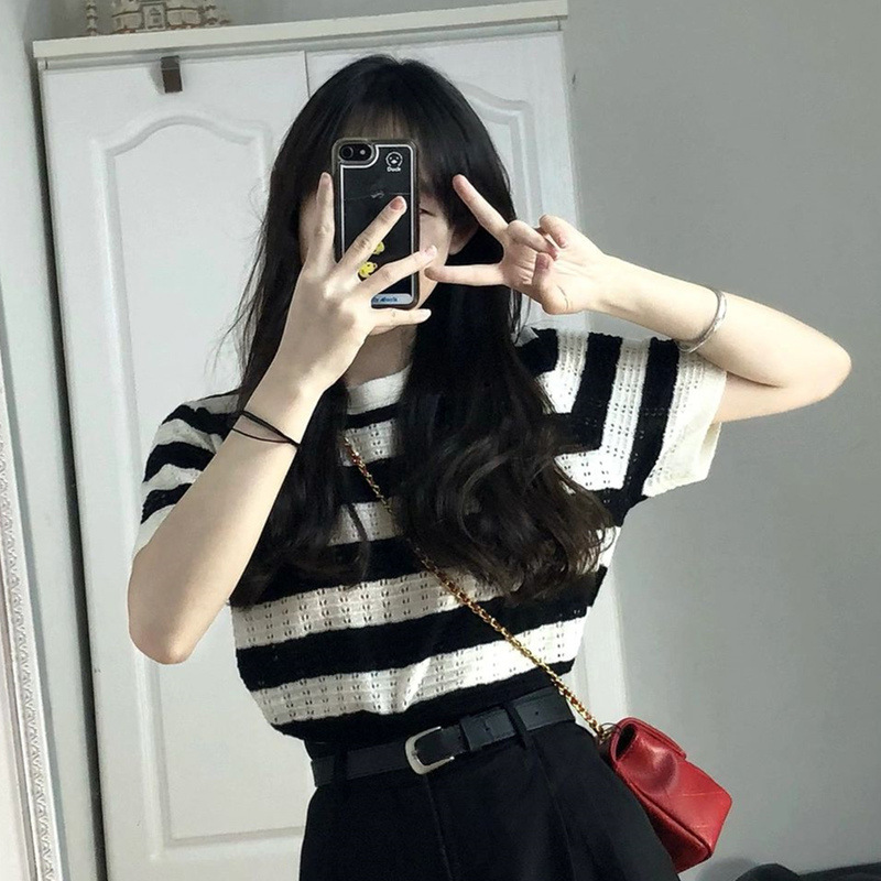 25 Summer New French-European style cut-out jacquard striped round-neck high-end sweet and spicy top, short-sleeved T-shirt, knitted sweater pic 5