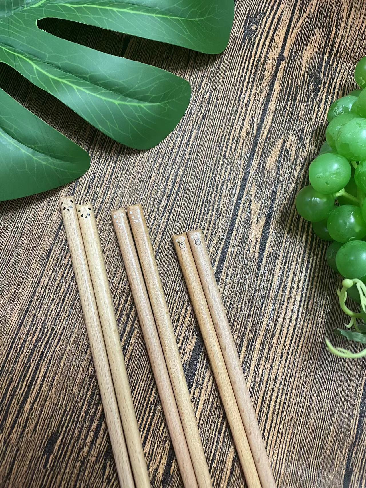 Cute beech wood cartoon craft wooden chopsticks, eco-friendly and natural wooden chopsticks, gift chopsticks pic 5