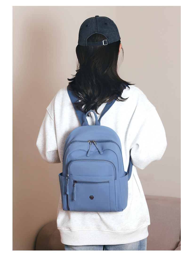 新款大容量双肩包百搭轻便尼龙包简约潮搭旅行包都市风靓丽背包详情16