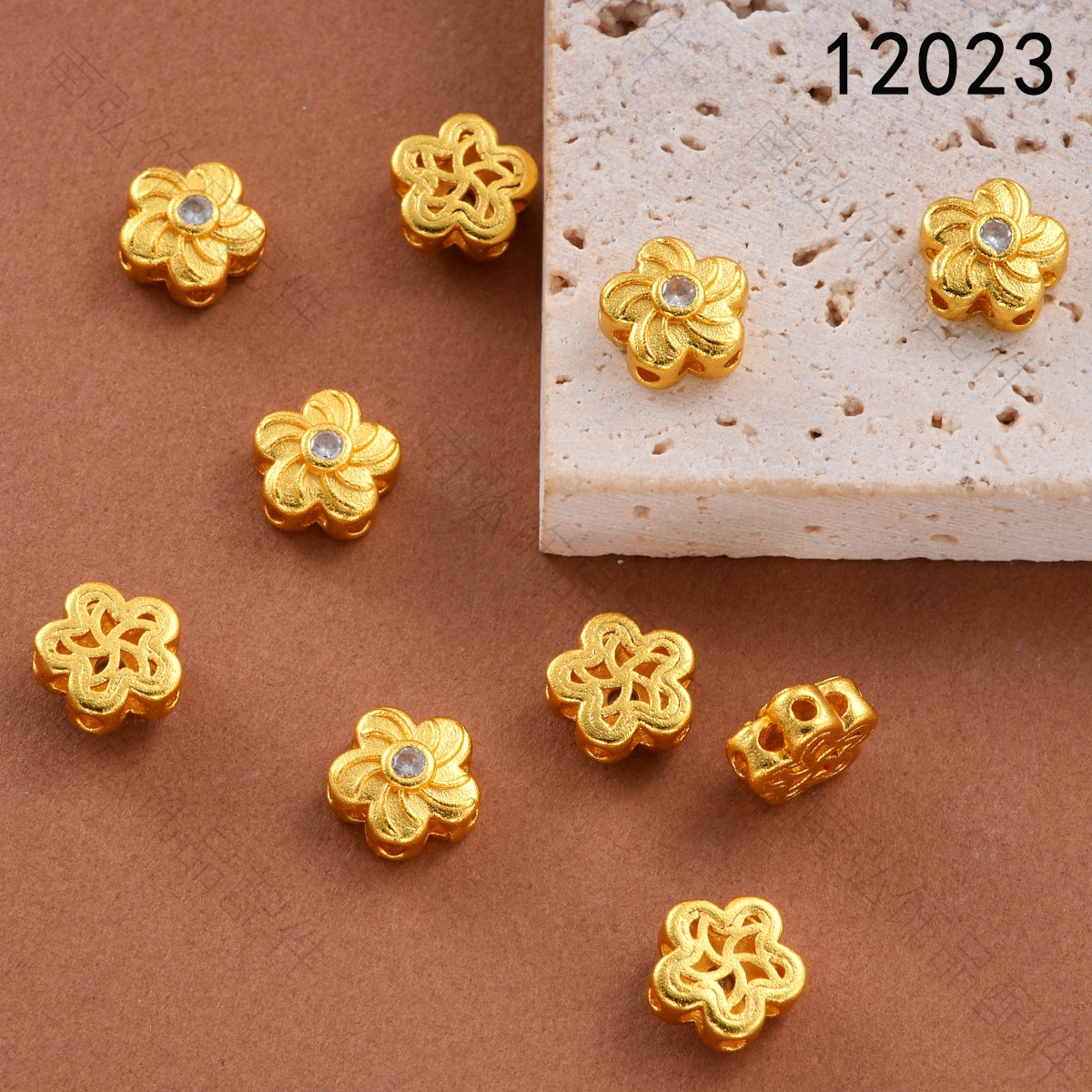 Ancient-style Vietnamese sand gold color retention inlaid zirconium flower bead pendant, bracelet, necklace clasp, DIY jewelry accessories pic 2
