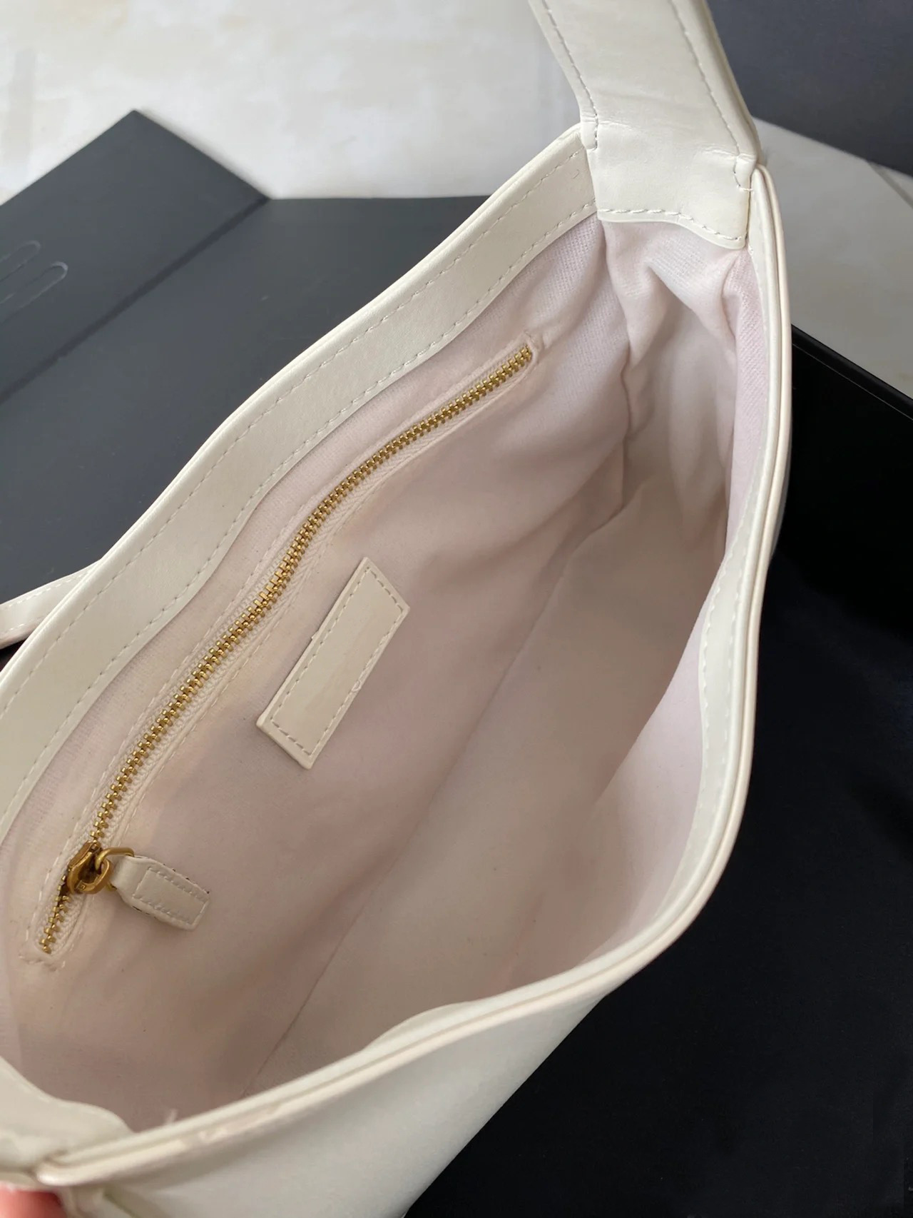 高级质感真皮杨树林包包2023新款时尚单肩腋下包hobo中古包法棍包详情6