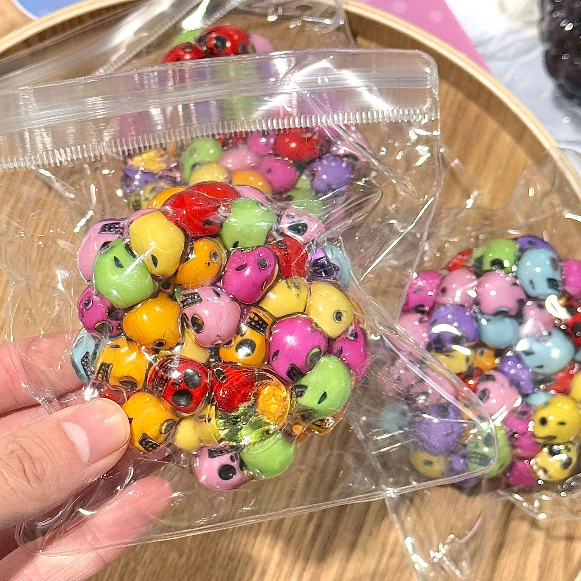 新款骷髅头手作球吵吵球解压玩具创意珠串风水工艺品礼品减压网红款详情3