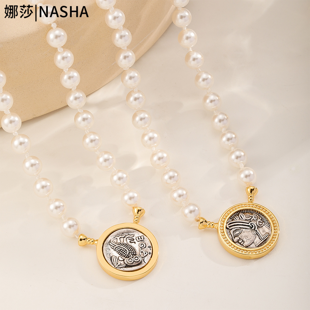 Nasha Glass pearl sweater Chain is a fashionable and versatile, light luxury and high-end commuting accessory necklace for women in autumn and winter pic 6