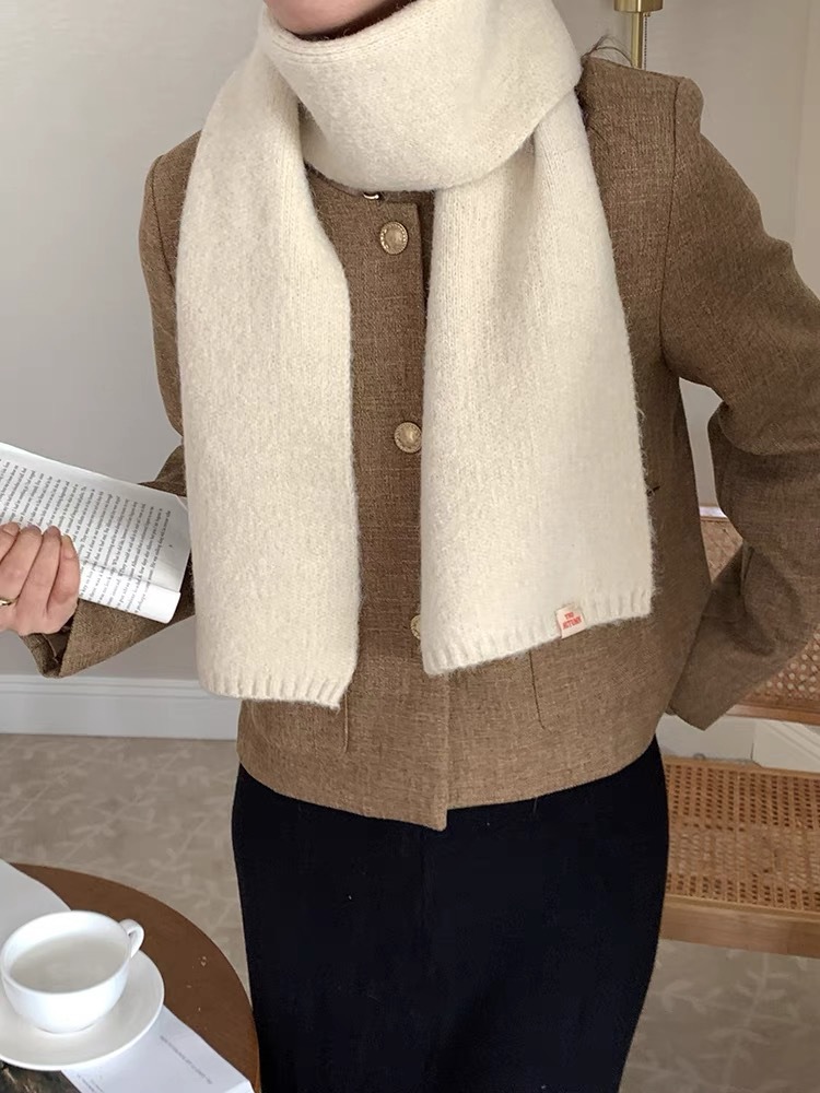 One-piece consignment wholesale of Korean solid color versatile autumn and winter new woolen couple and student small scarves, cute knitted warm scarves, street stall wholesale pic 9