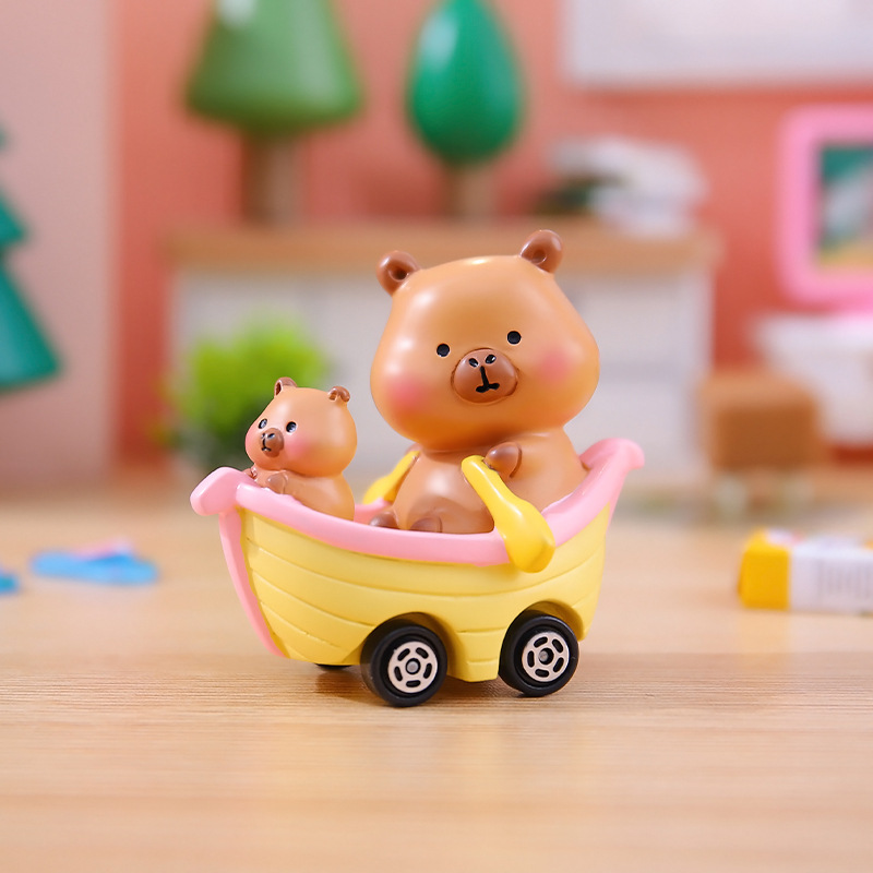 卡通潮玩忙忙碌碌的小水豚盲盒卡皮巴拉动物玩具车桌面小摆件批发详情45