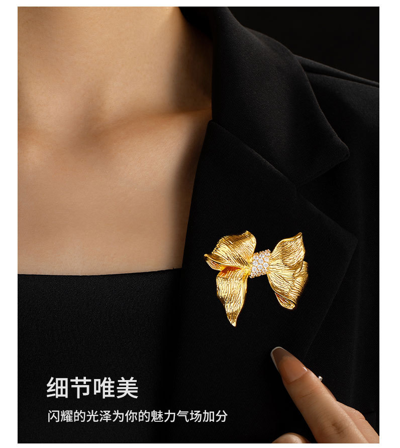 European and American style light luxury bow brooch, original design, simple and versatile, exquisite brooch, new autumn and winter suit pin pic 16
