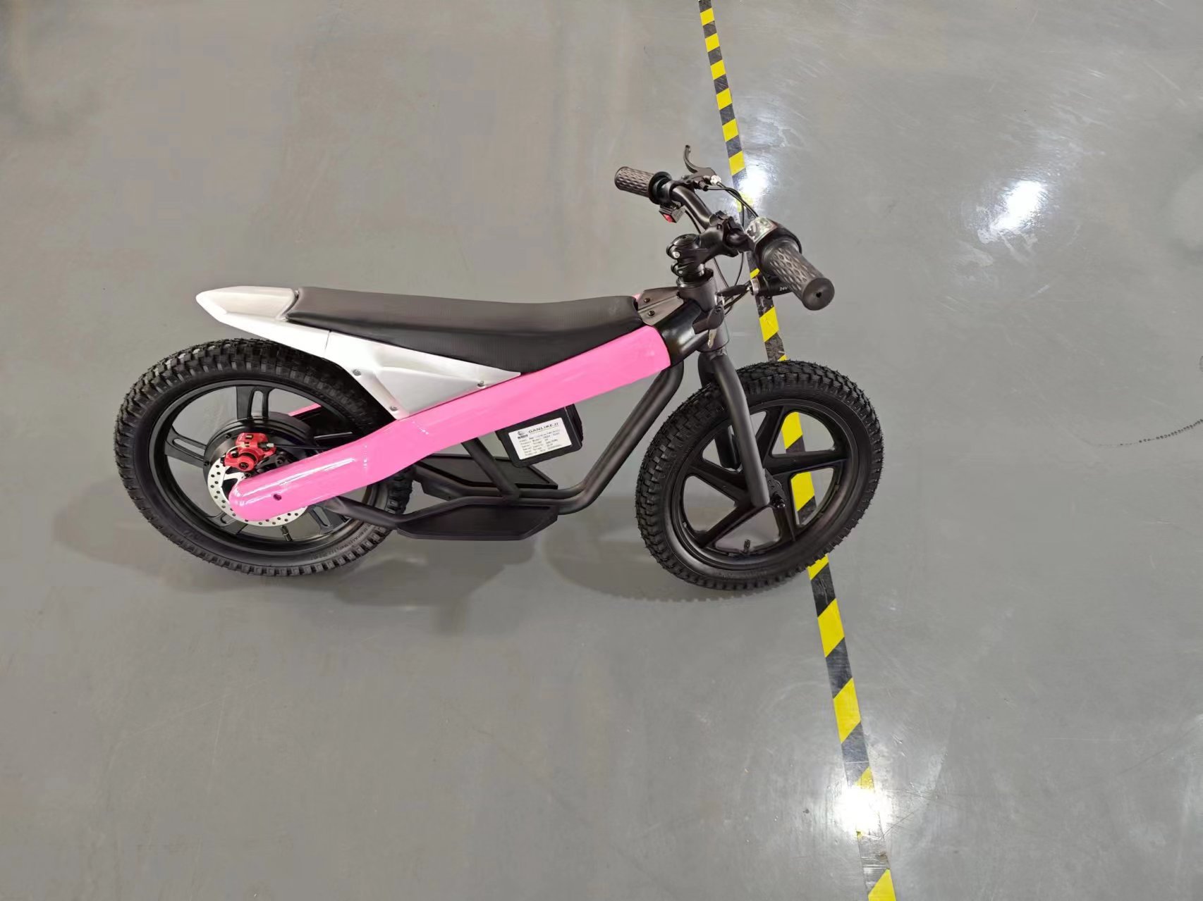 儿童电动车滑步车平衡车Balance Bike Ride On Toys Kids scooter详情27