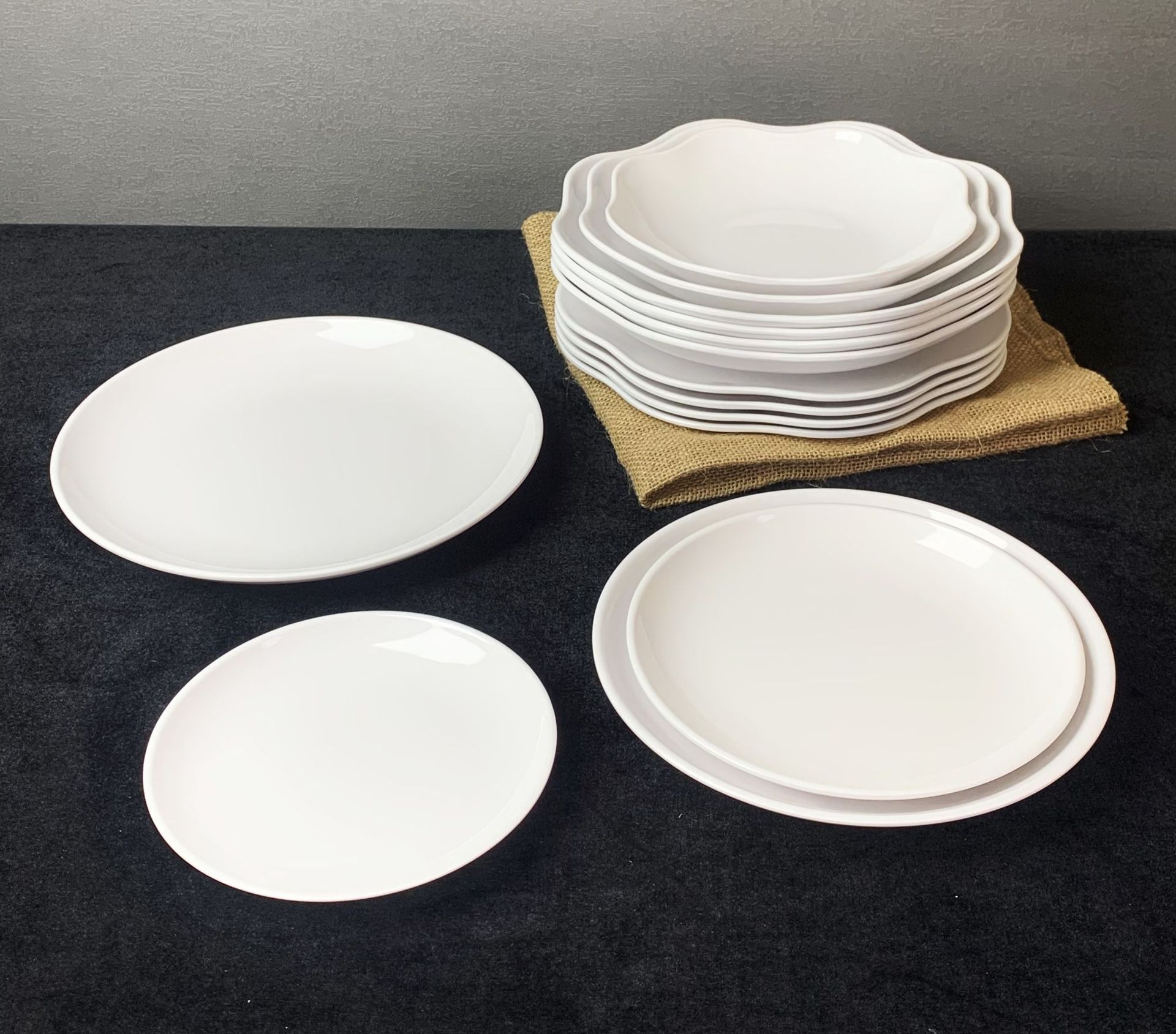 白色盘子密胺餐具圆盘平盘密胺餐盘商用快餐盘圆形西餐盘圆碟批发详情22