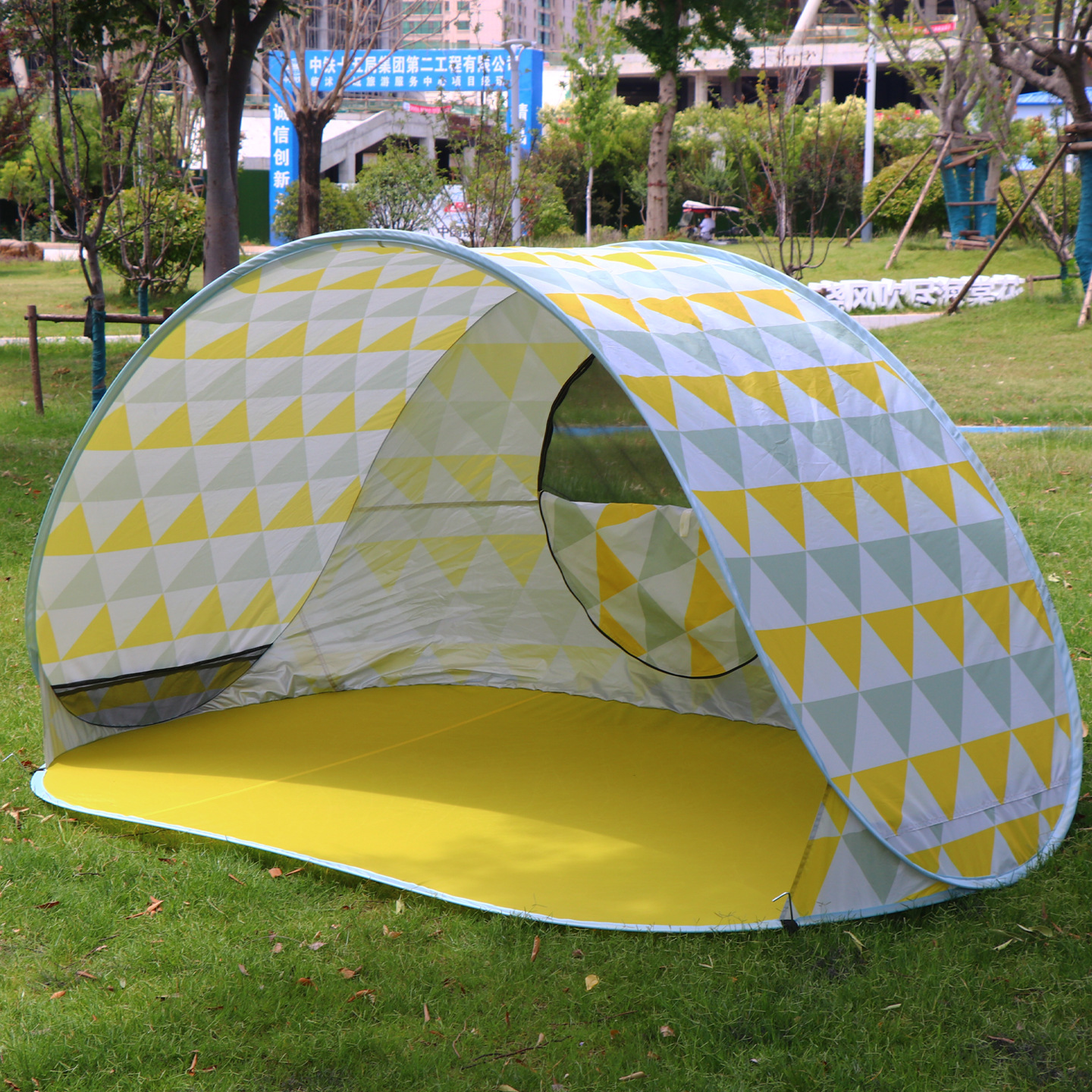 沙滩帐篷免搭建供应跨境亚马逊全自动1秒速开户外遮阳帐篷厂家详情4