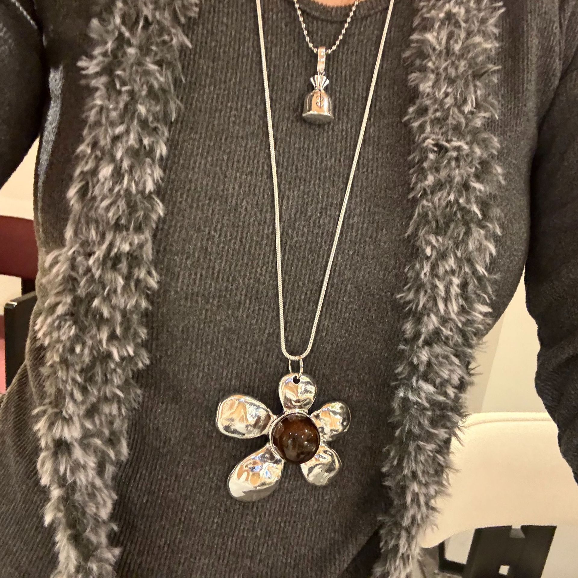 跨境专供亚马逊钛钢项链长款钱袋项链花朵仿古时尚百搭毛衣链项链详情13