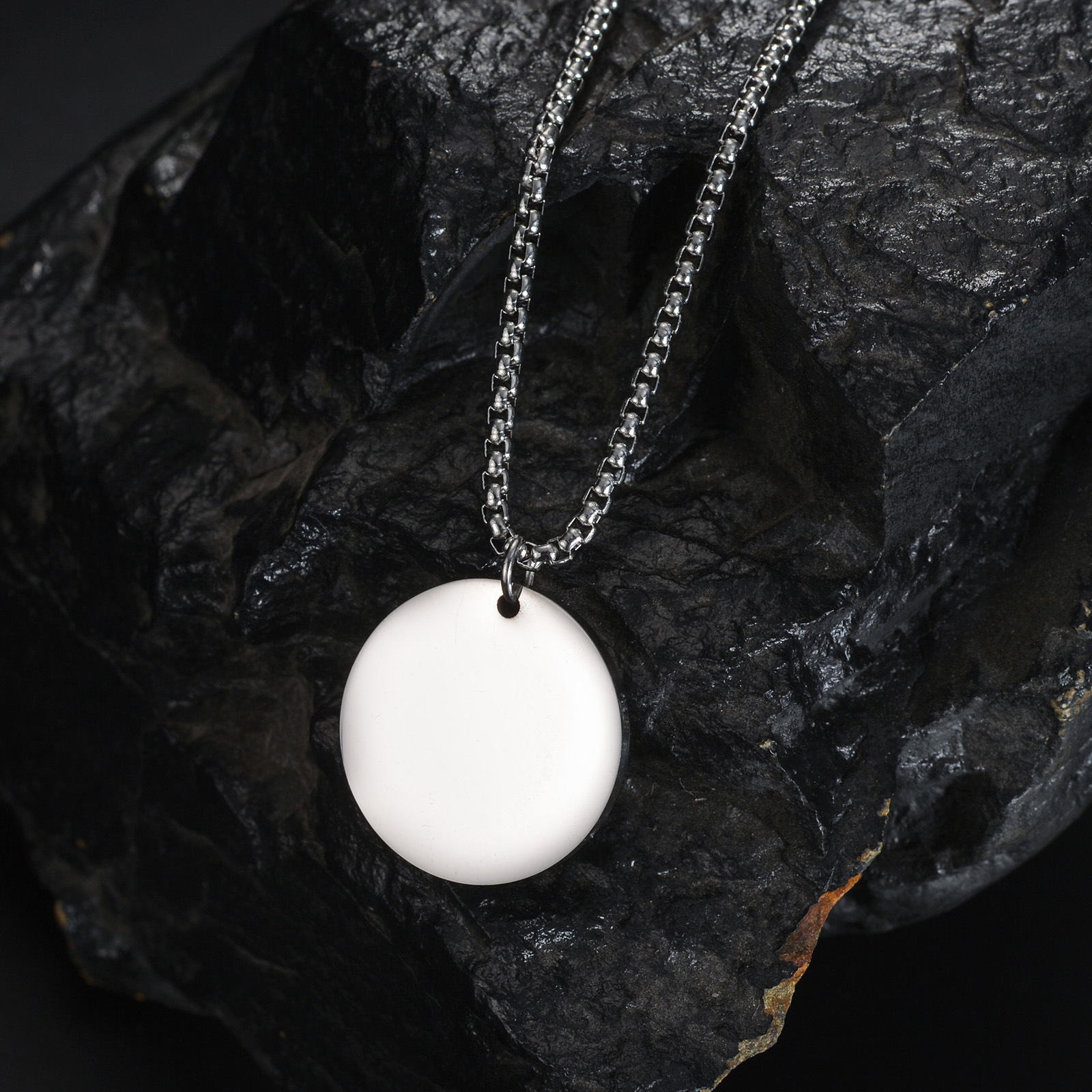 2024 European and American cross-border fashionable and exquisite titanium steel necklace, simple style and trendy stainless steel pendant, can be laser-printed with LOGO pic 5