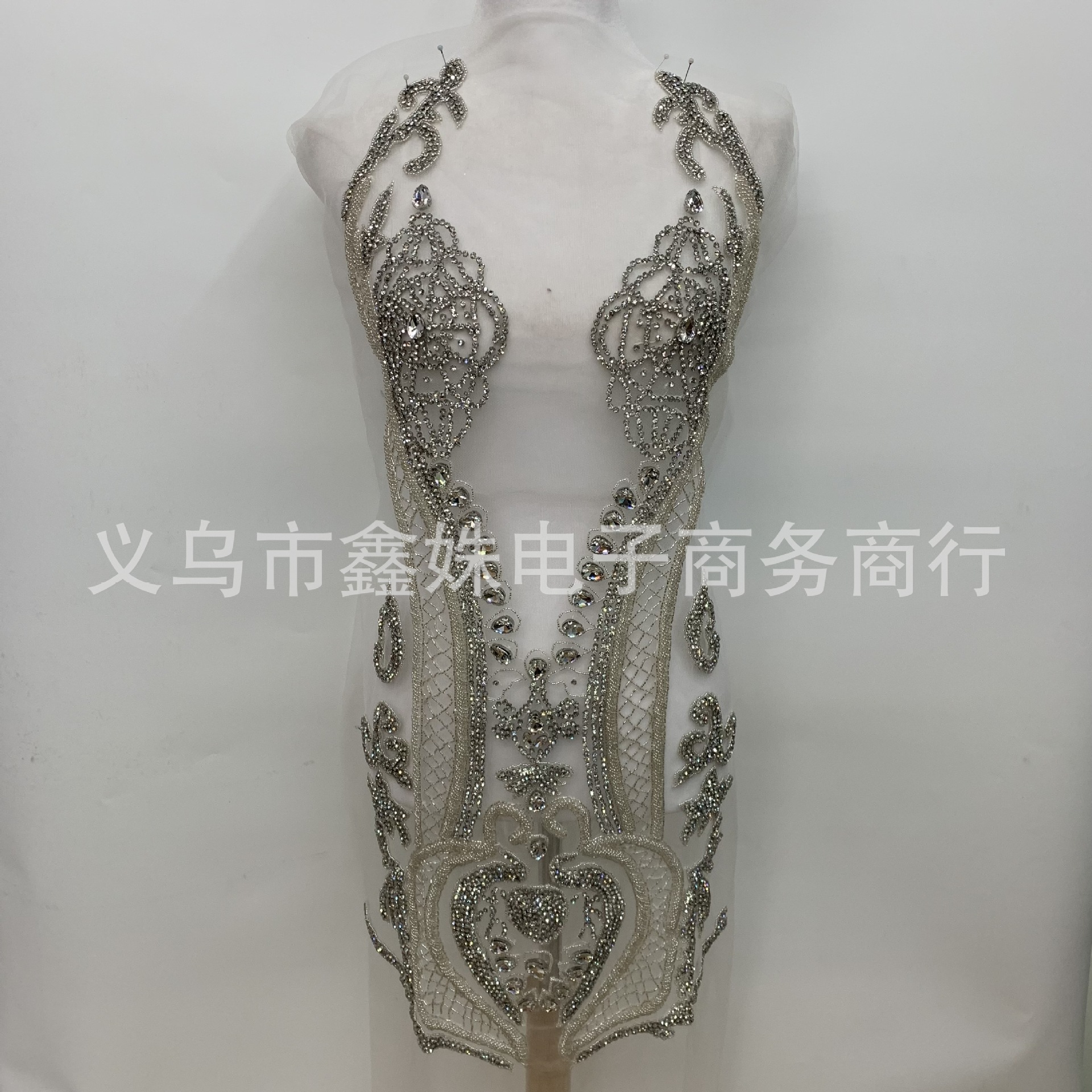 High-quality handcrafted beaded luxury cut-out sexy dress, rhinestone bridal dress, large-sized cut pieces, clothing accessories pic 1