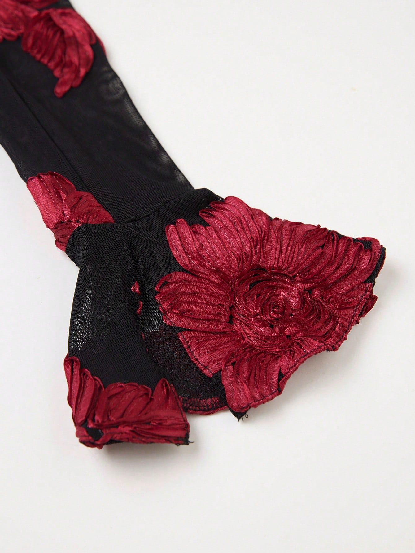 High-end and elegant dress for women 2025 spring French waist-cinching and slimming V-neck jacquard embroidery European and American dress pic 11