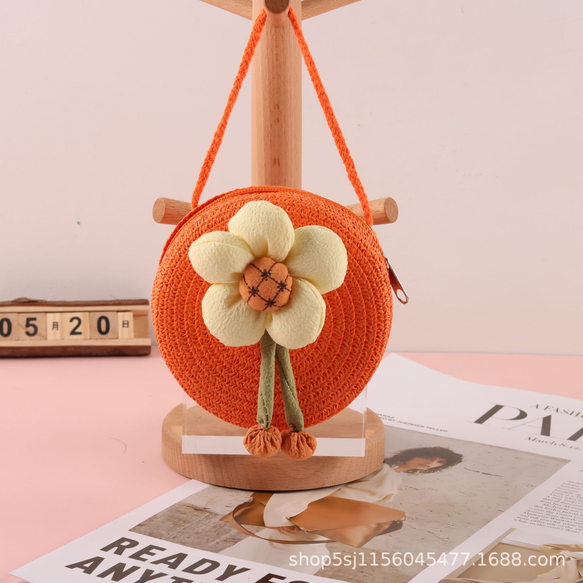 春夏新款儿童草编小包包小女孩可爱零钱斜跨圆包公主潮时尚单肩包详情14