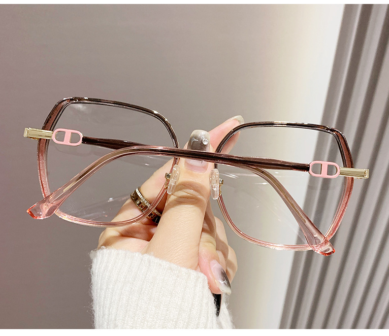 The new Korean-style fashionable flat light glasses for women with anti-blue light large-frame slimming effect can be paired with the same style on Xiaohongshu for myopia pic 15