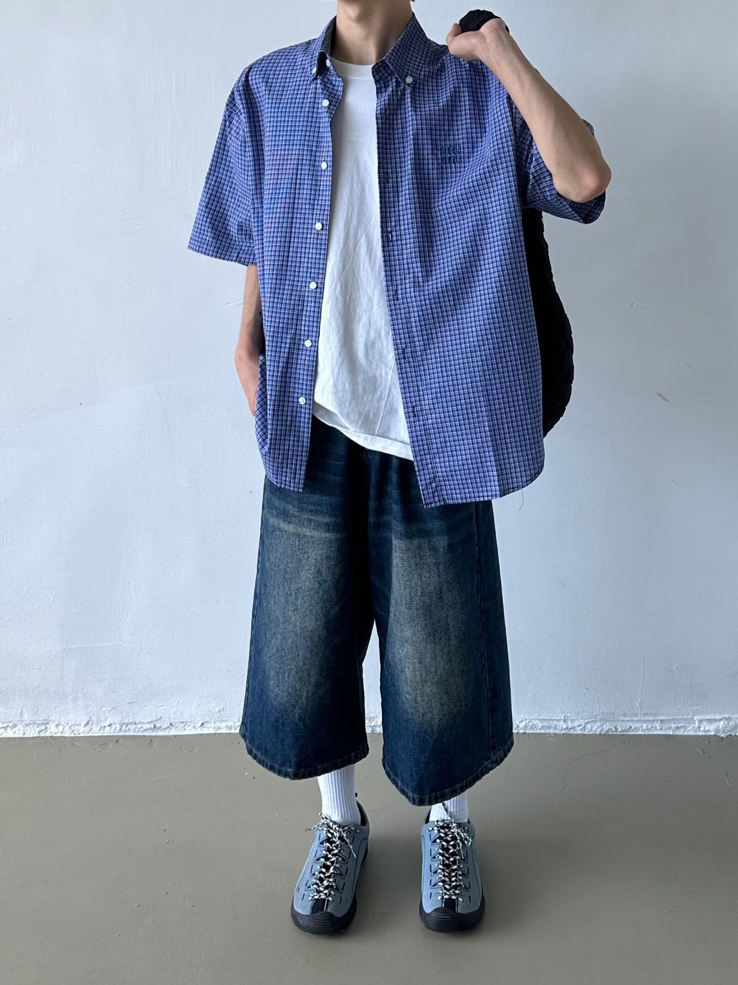 cleanfit blue checkered shirt for men, short-sleeved summer five-quarter sleeve shirt, a trendy brand with a high-end look pic 8