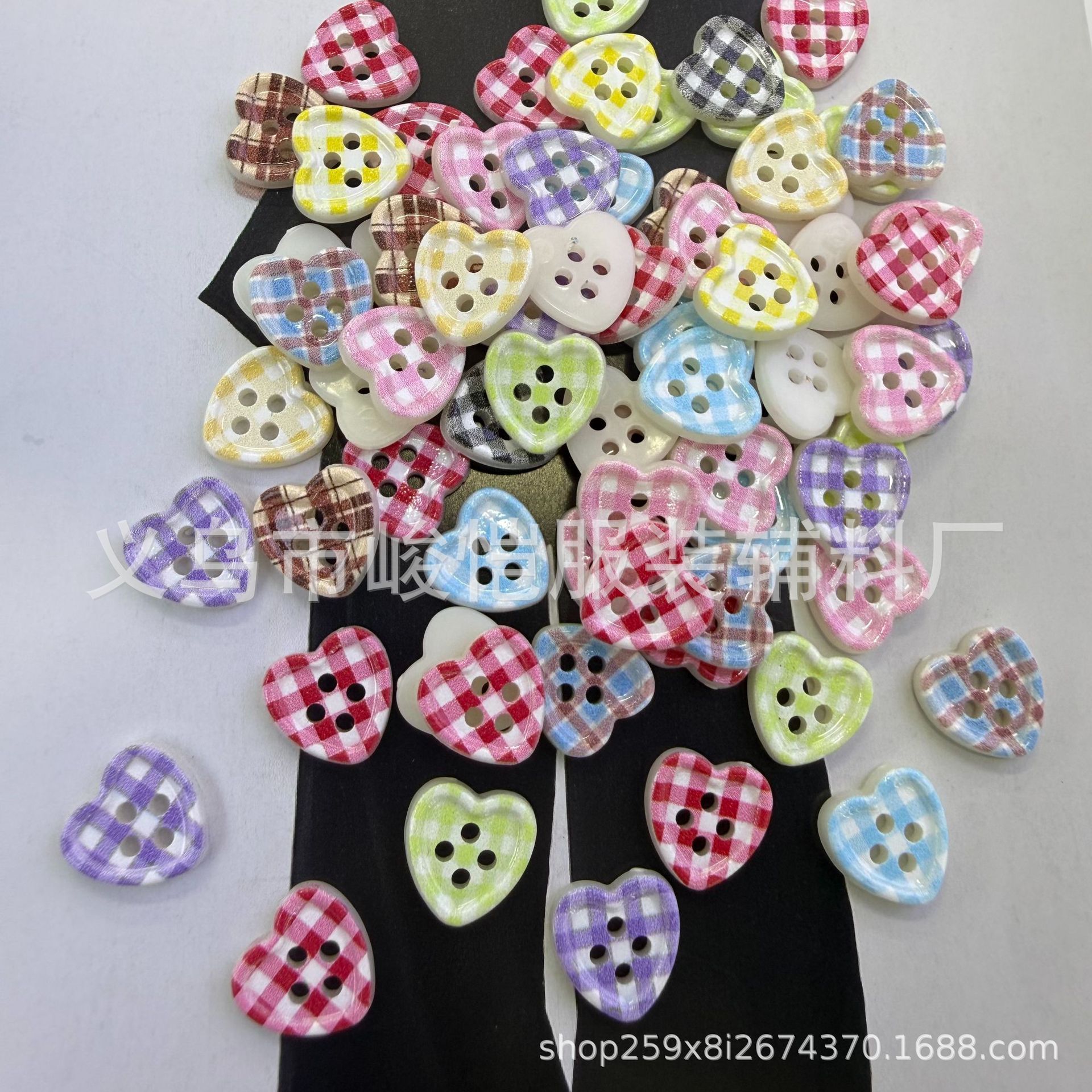 New summer ice-transparent checkered heart button diy handcrafted material clothing accessory button with four eyes pic 14