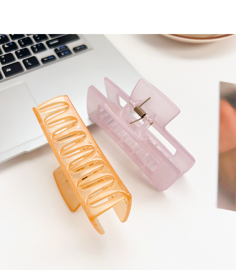 Simple Korean spring and summer candy-colored scratch-off clips, small size, fresh and fashionable ponytail clips, sweet shark clips, hair clips, hair accessories for women pic 14