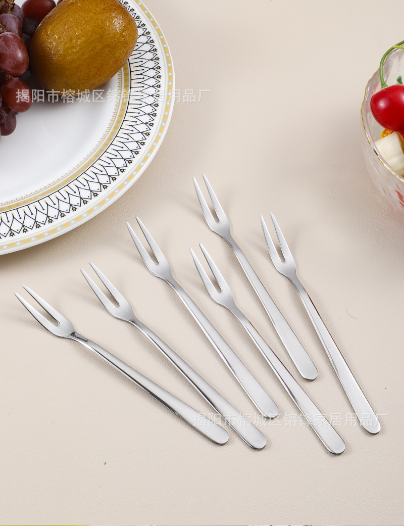 Wholesale 304 stainless steel fruit forks, thickened dessert forks for hotel and household use, fruit sticks, cake and mooncake gift forks pic 25