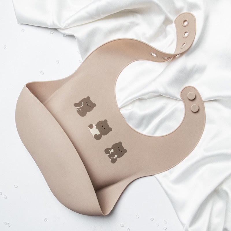 婴童 硅胶围兜小熊围嘴男女宝宝吃饭兜儿童口水兜防水防脏神器详情13