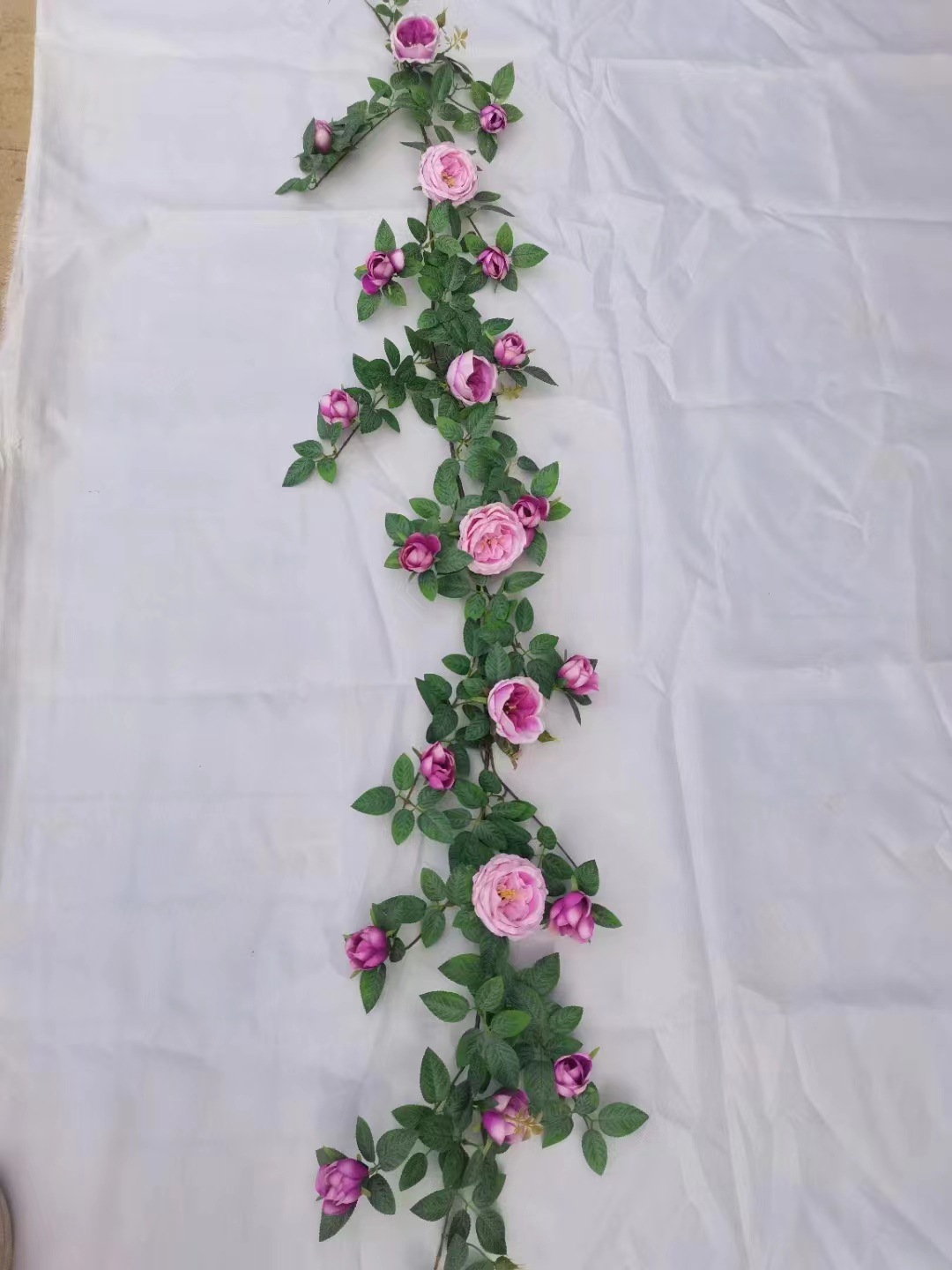 Wholesale of artificial rattan flower branches, plant flowers, vines, artificial flowers, atmosphere decoration items, plant leaves, ceiling decoration, and green plants pic 9