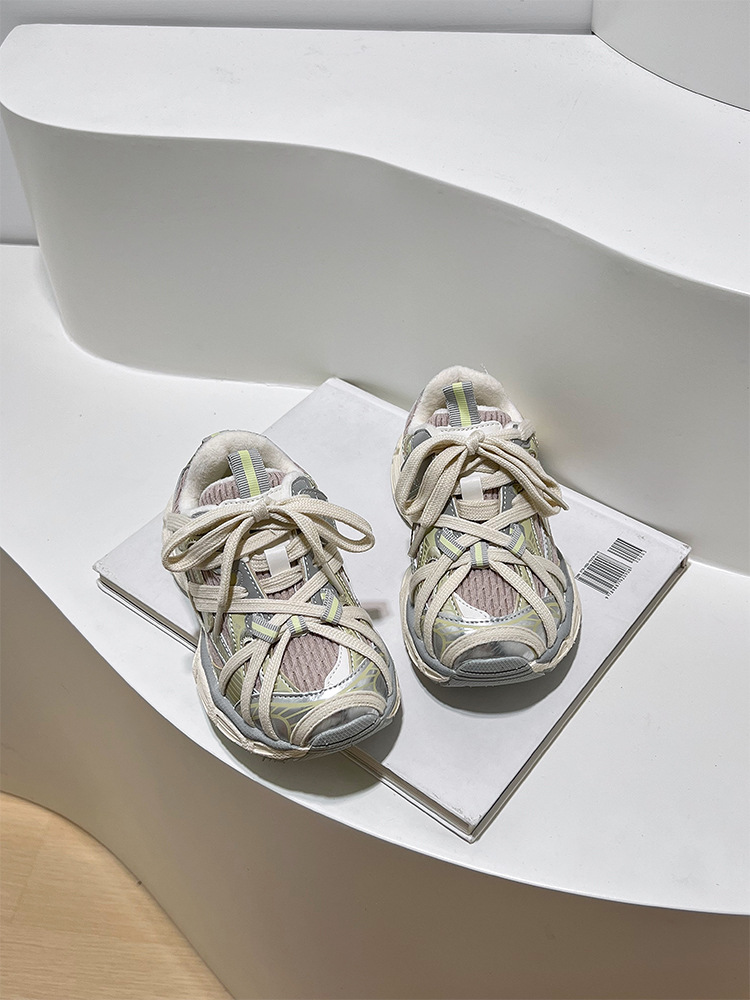 万有引力男士休闲运动鞋夏季透气鞋子男鞋零售运动鞋舒适时尚详情13