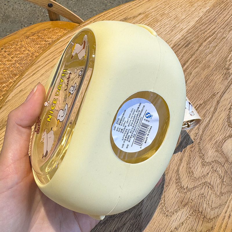 百利友新款小鸭子塑料杯650ML宝宝吸管杯斜跨儿童喝水杯子详情9