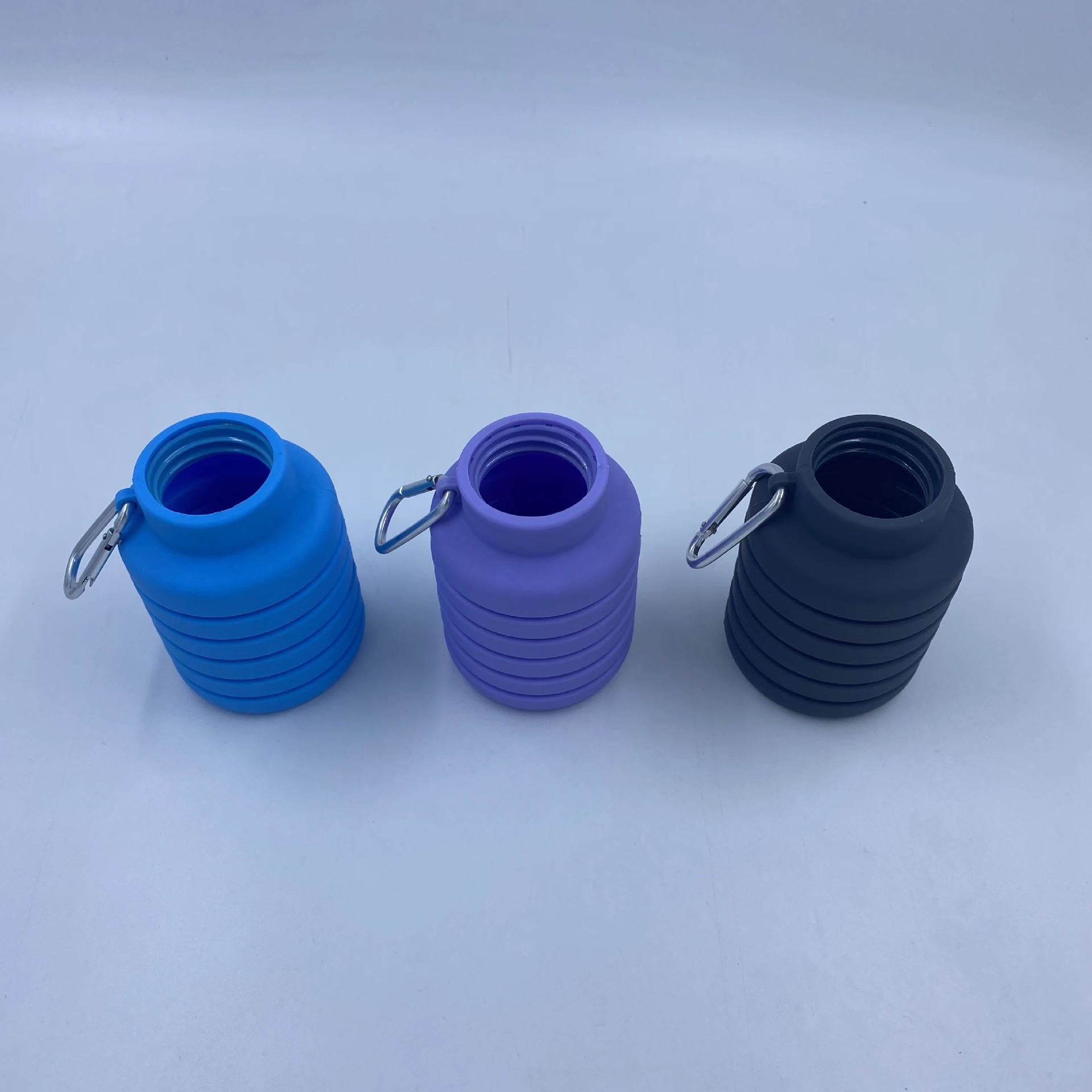 厂家直销铂金硅胶运动户外水壶大容量便携伸缩水瓶硅胶折叠水杯详情2